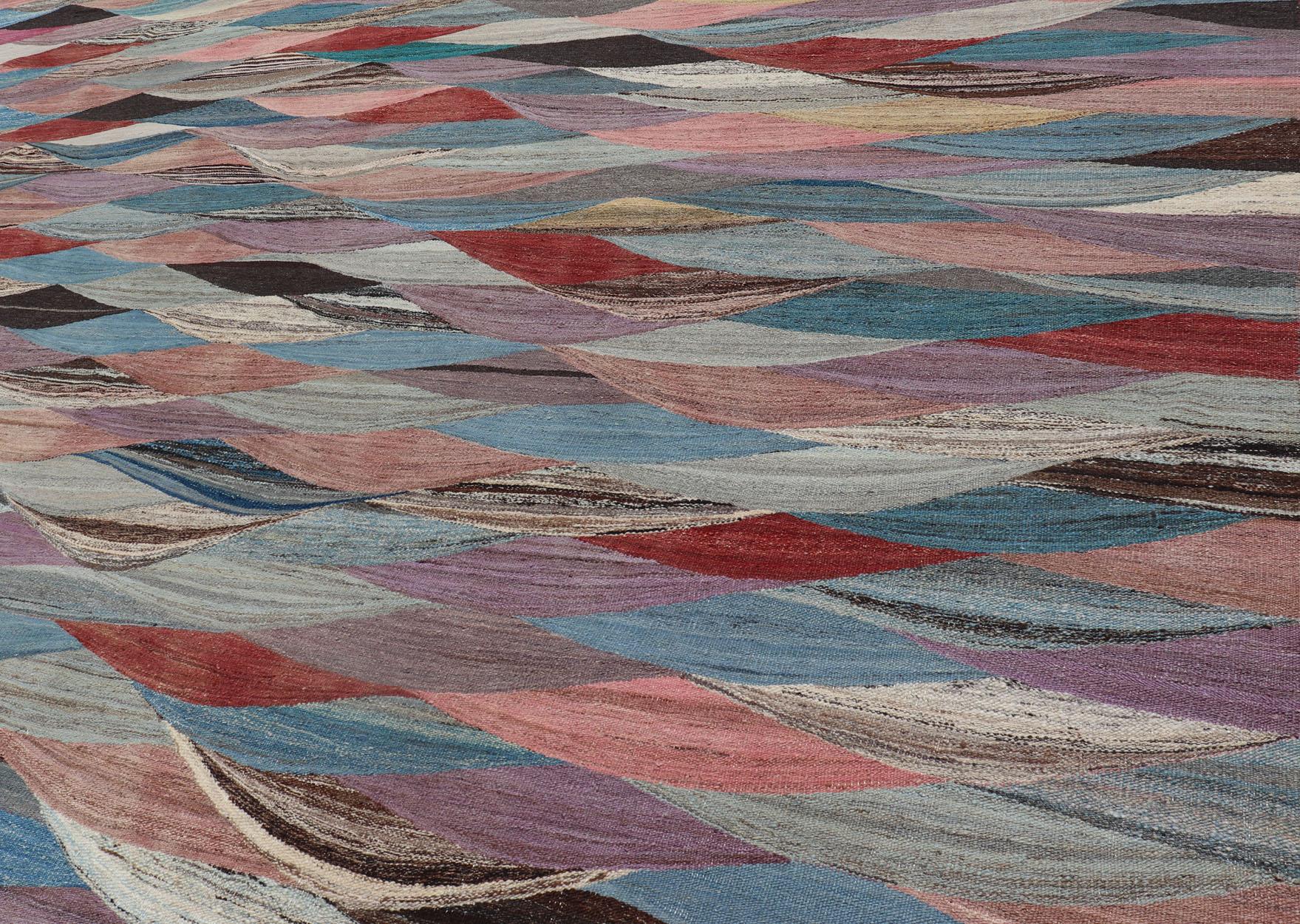 Großer farbenfroher flachgewebter Kelim-Teppich mit modernem Design im Angebot 7