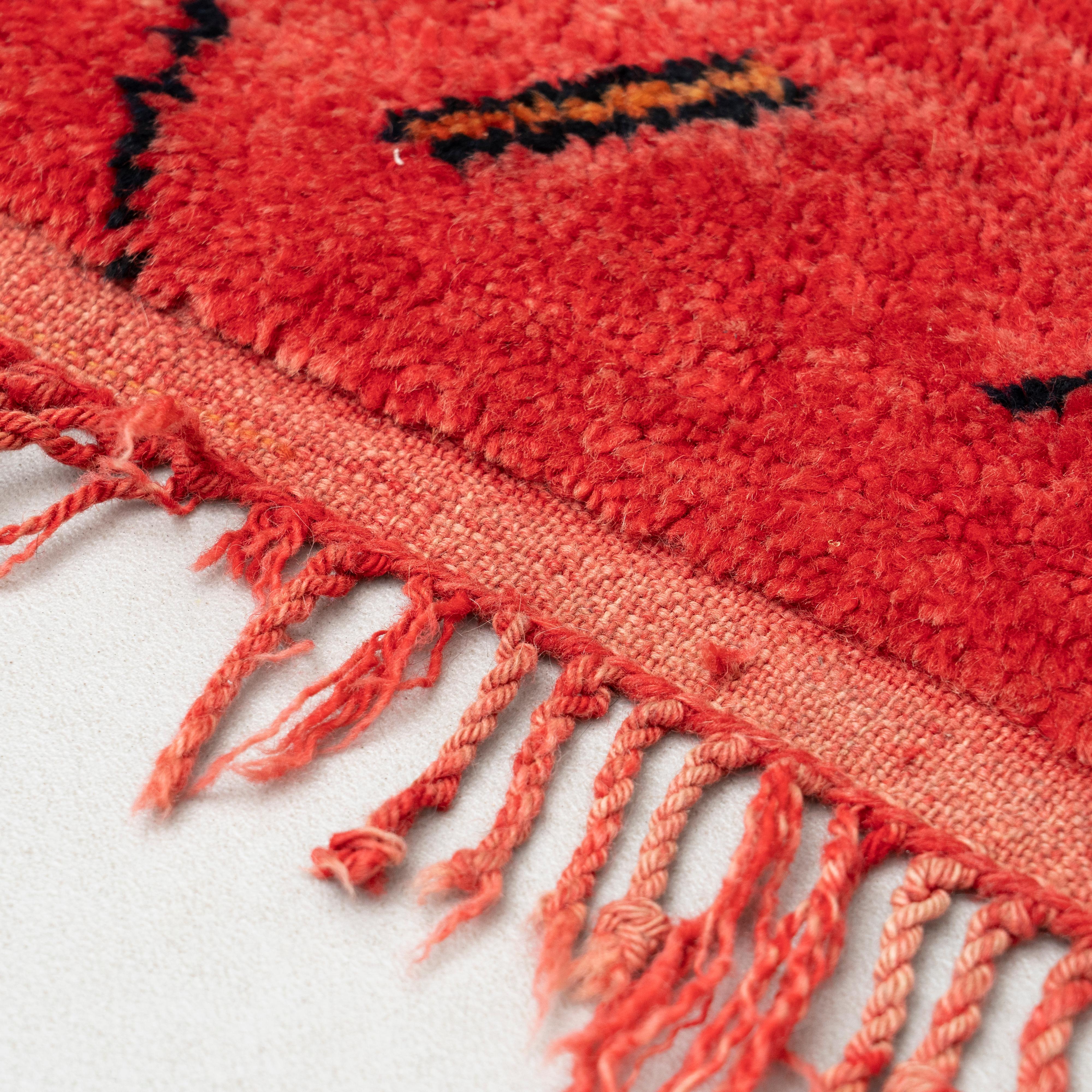 Marokkanischer farbenfroher Flachgewebe-Teppich im Zustand „Gut“ im Angebot in Barcelona, Barcelona