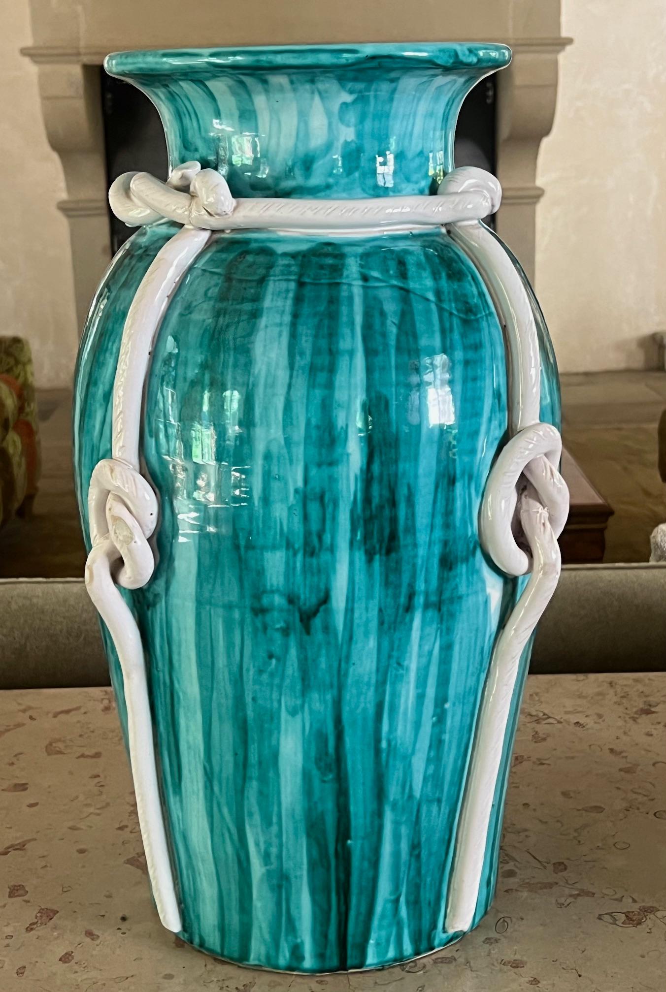 Große bunte italienische Majolika-Vase im Angebot 9