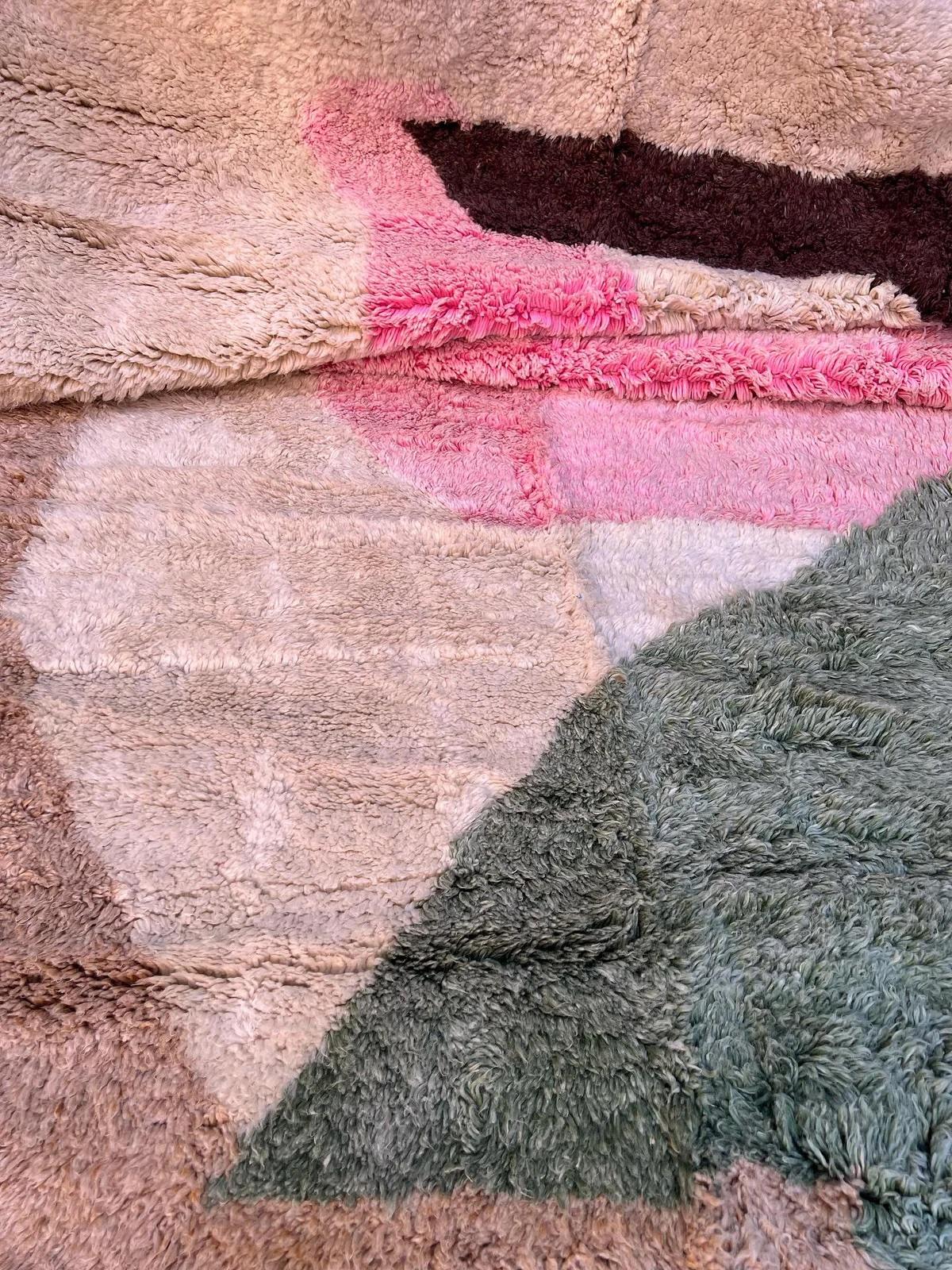 Woven Large Colorful Modern Moroccan Wool Beni M'Rirt Handwoven Rug in Abstract Design For Sale