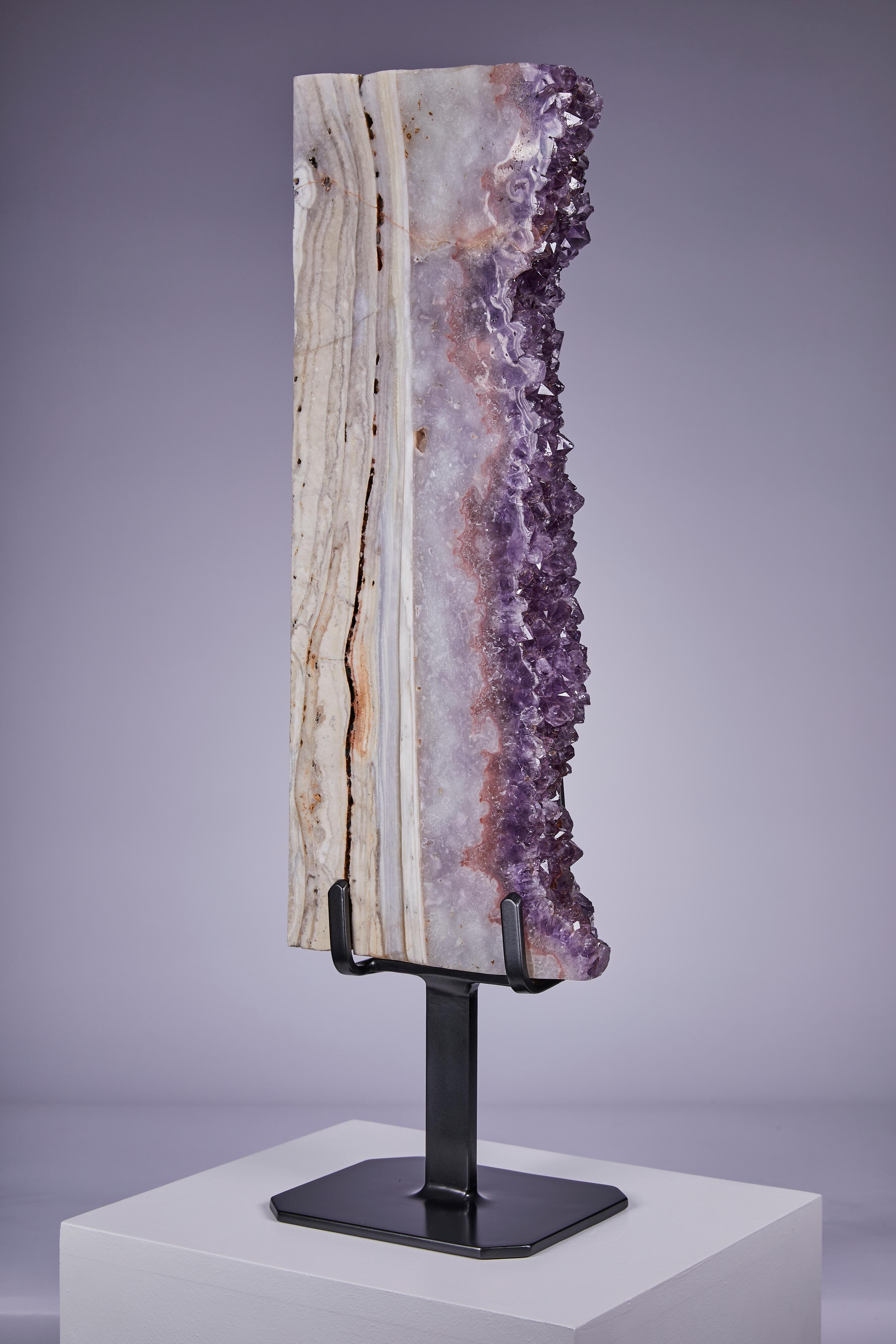 Agate Large columnar agate and amethyst formation For Sale
