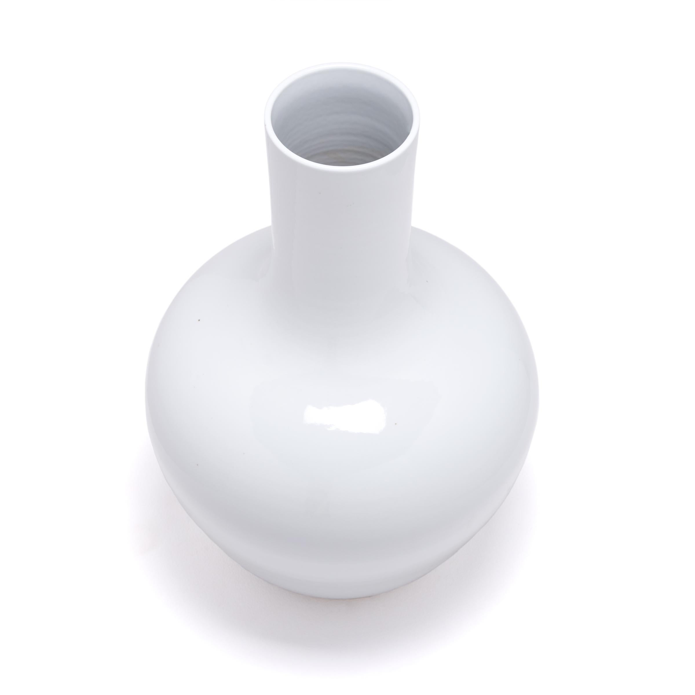 Chinese Tall White Glazed Bottleneck Vase For Sale