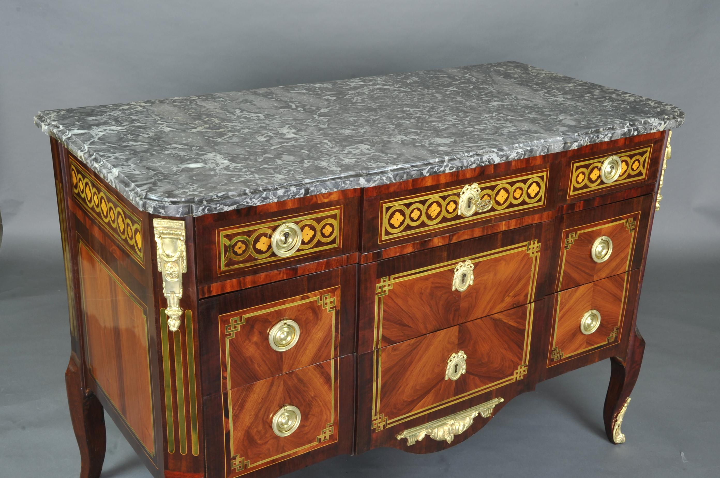 Ormolu Large Commode Transition with Marquetry of Quartefeuille For Sale