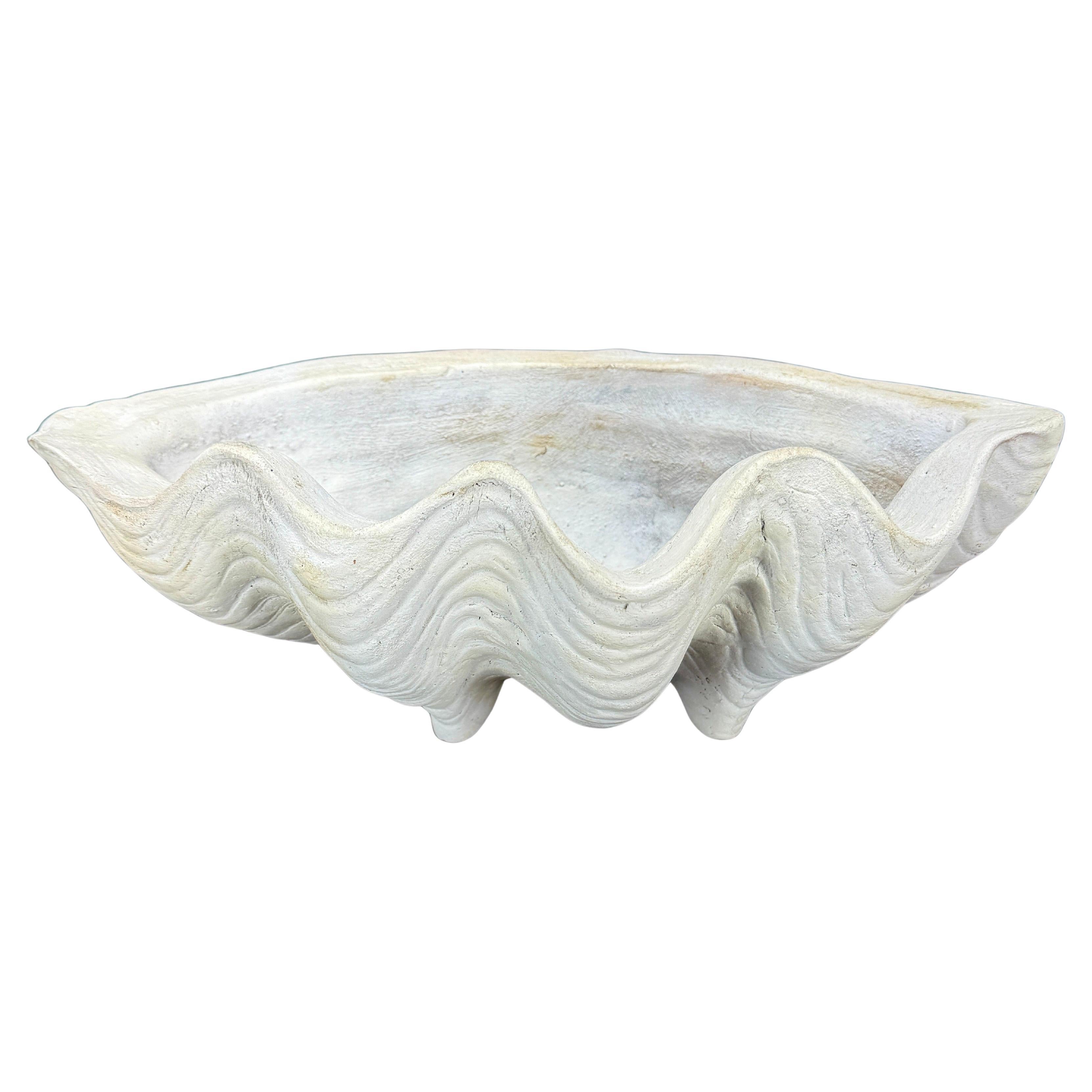 Grand centre de table Sculpture de coquillages en terre cuite Conch Planter