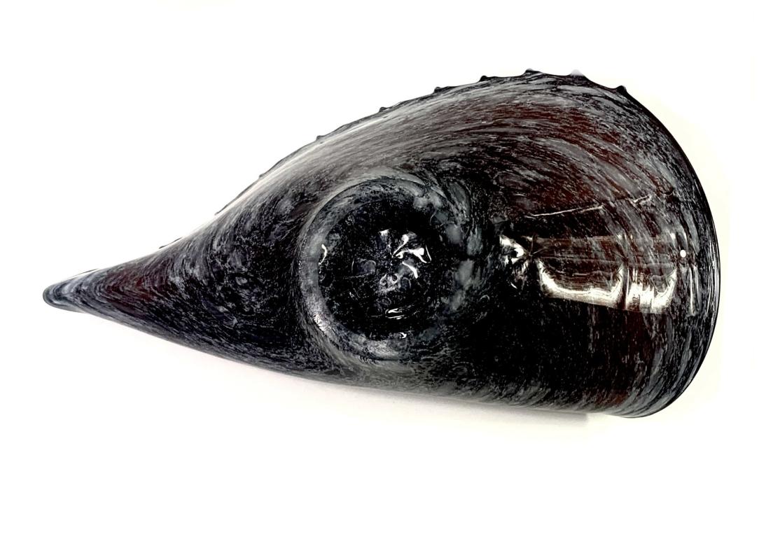 Large Conch Shell Form Art Glass Bowl In Good Condition For Sale In Bridgeport, CT