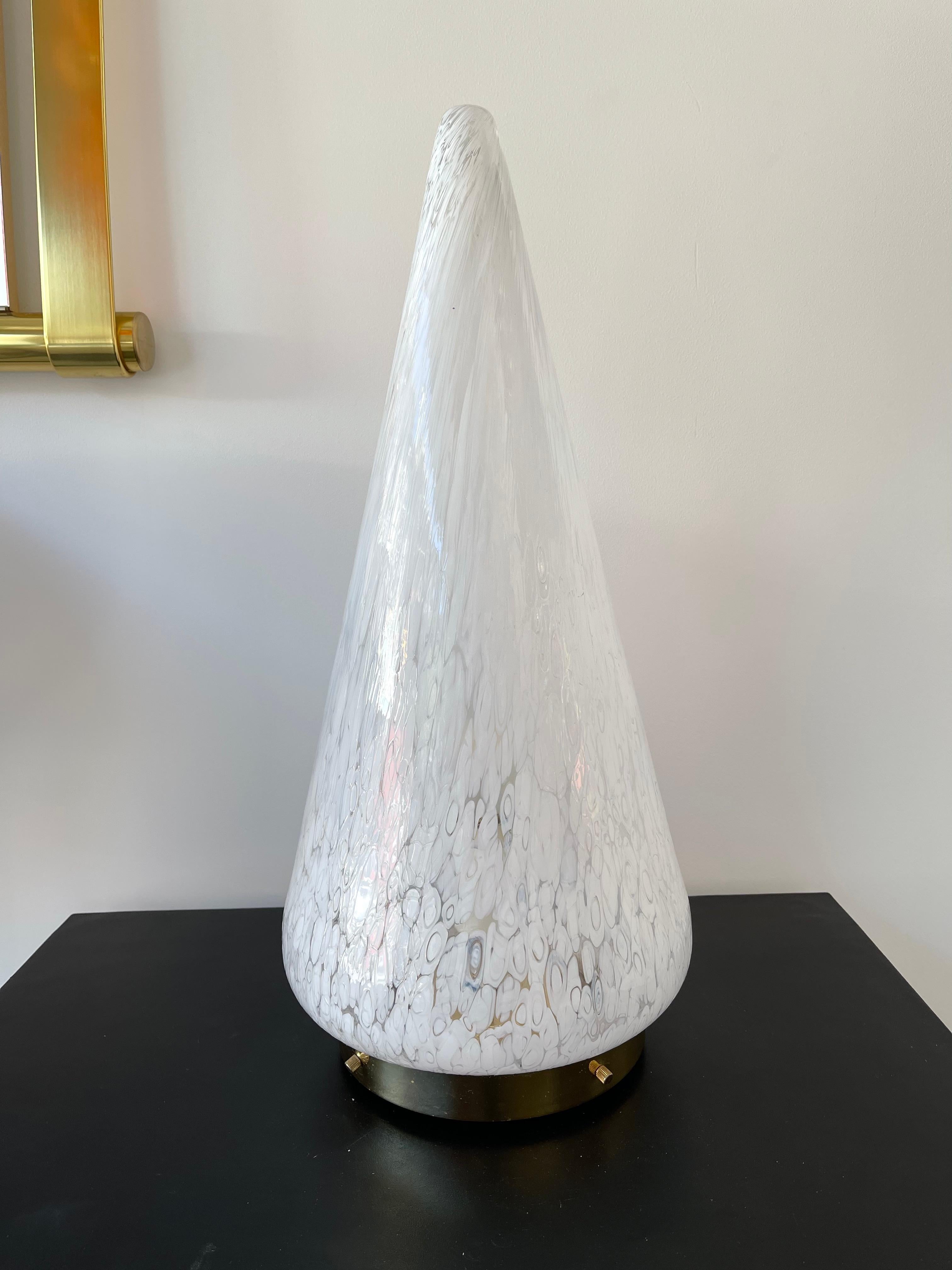 Grande lampe cône en verre de Murano et laiton par Esperia, Italie, 1970 en vente 3