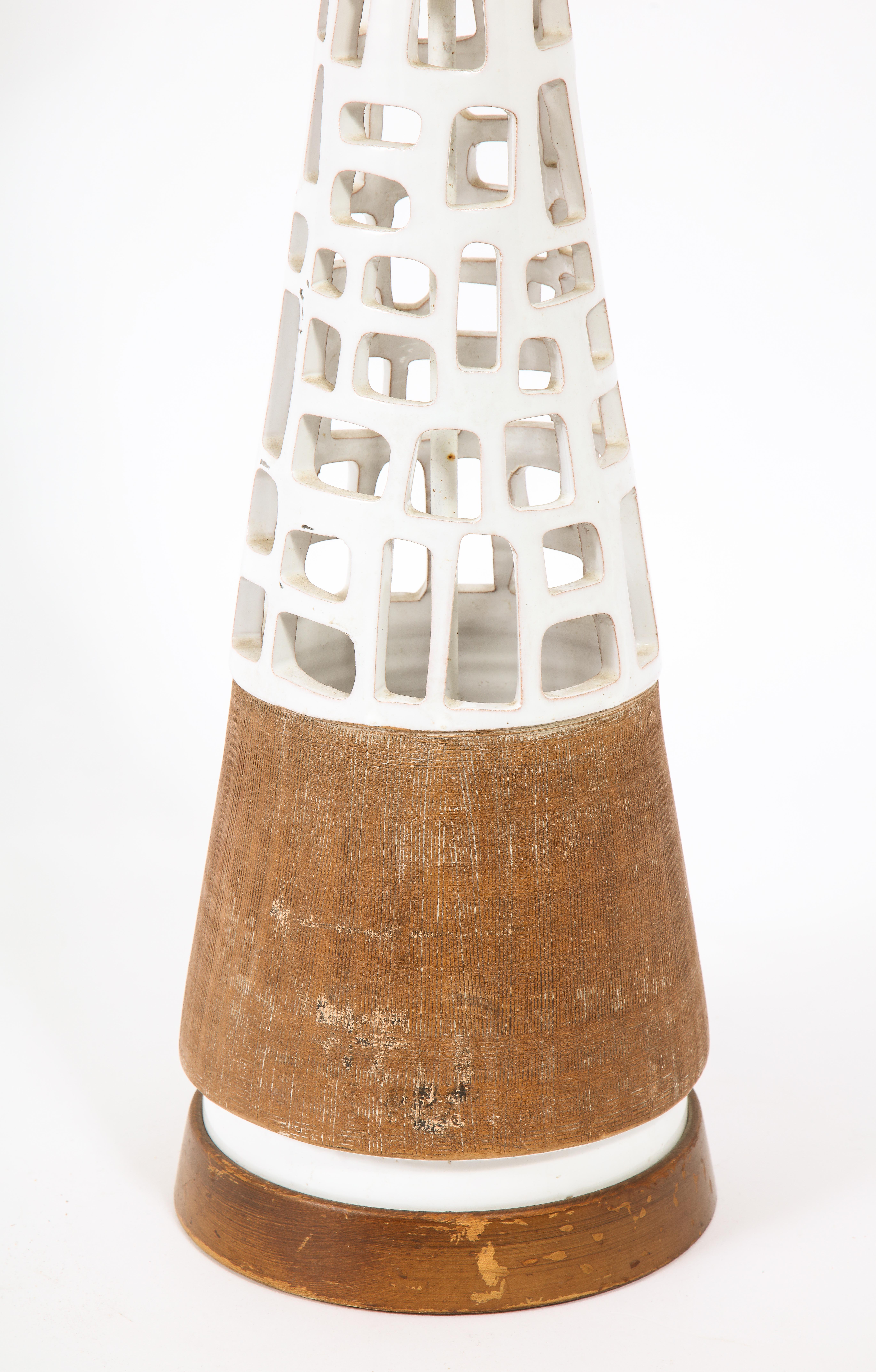 Large Conical Mosaic Ceramic Pottery Lamp, USA 1950's 9