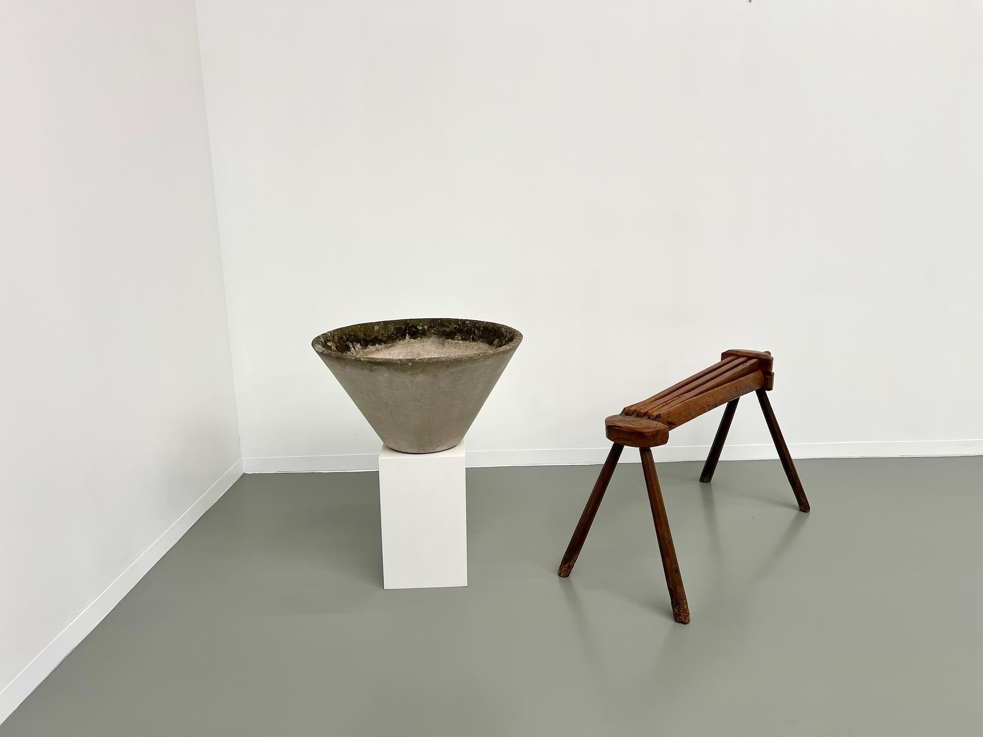 Grande jardinière conique Willy Guhl, France, années 1950 en vente 5