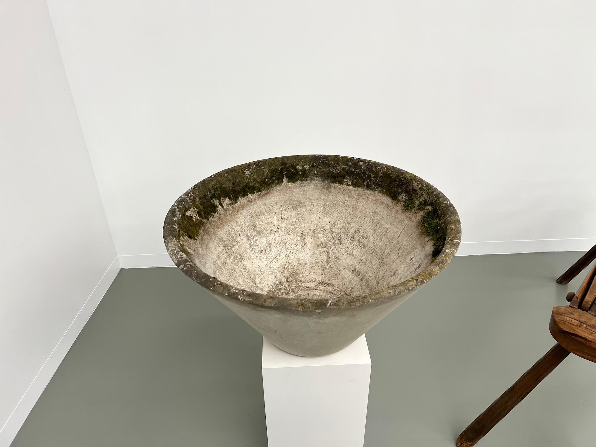 Grande jardinière conique Willy Guhl, France, années 1950 en vente 7