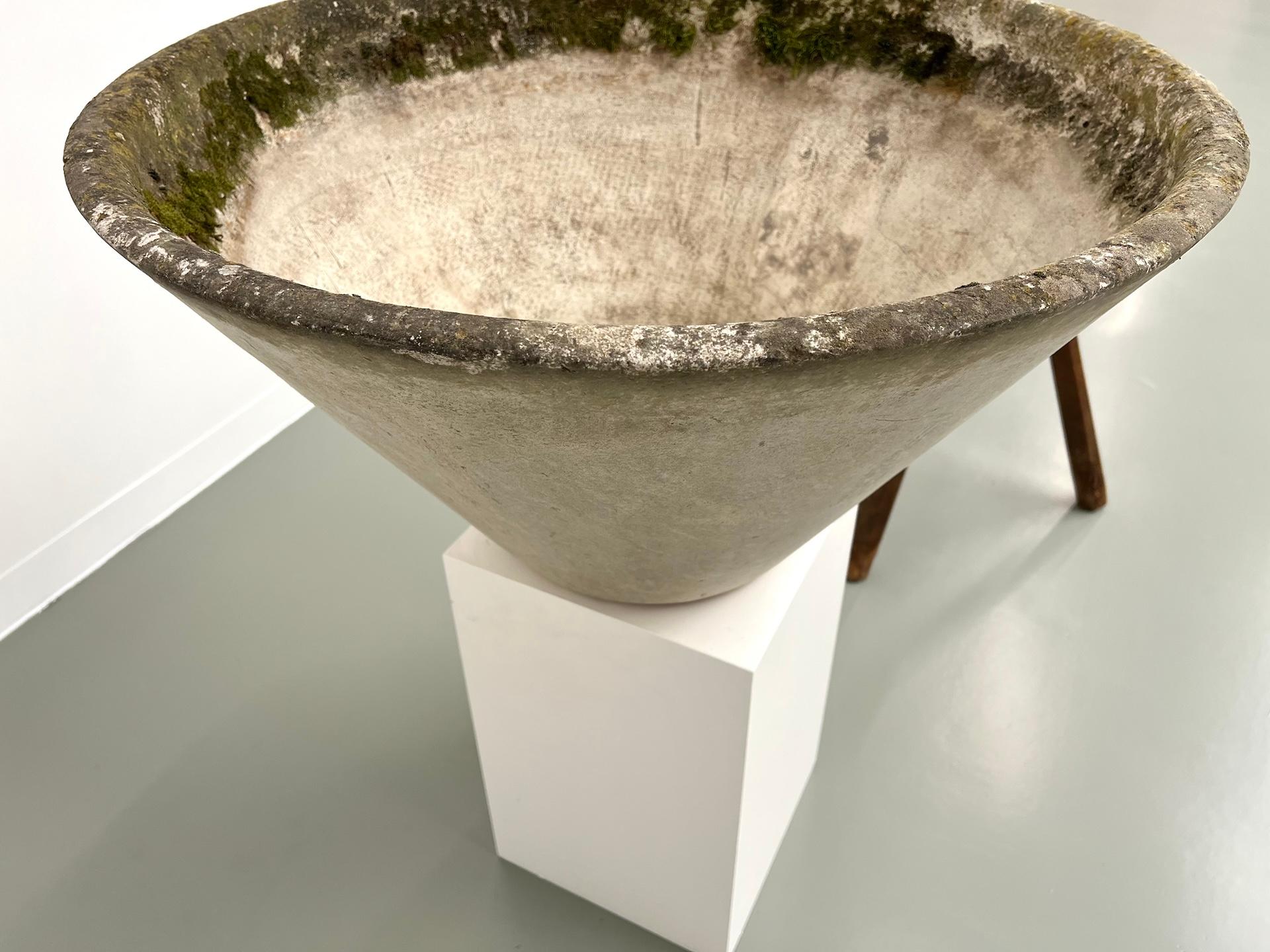 Grande jardinière conique Willy Guhl, France, années 1950 en vente 9