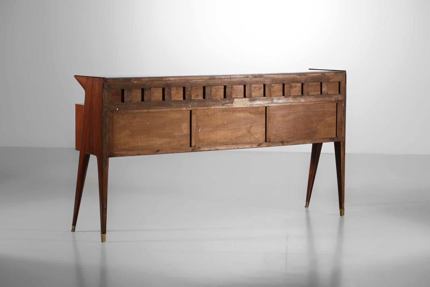 Large Console Attributed to Vittorio Dassi Solid Wood and Glass Brass, G710 For Sale 8