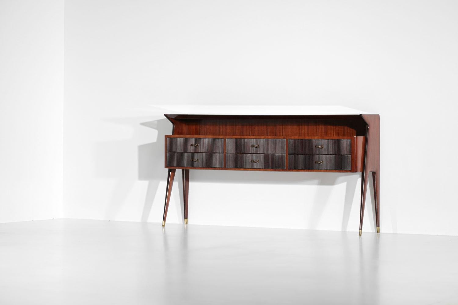 Large Console Attributed to Vittorio Dassi Solid Wood and Glass Brass, G710 For Sale 3