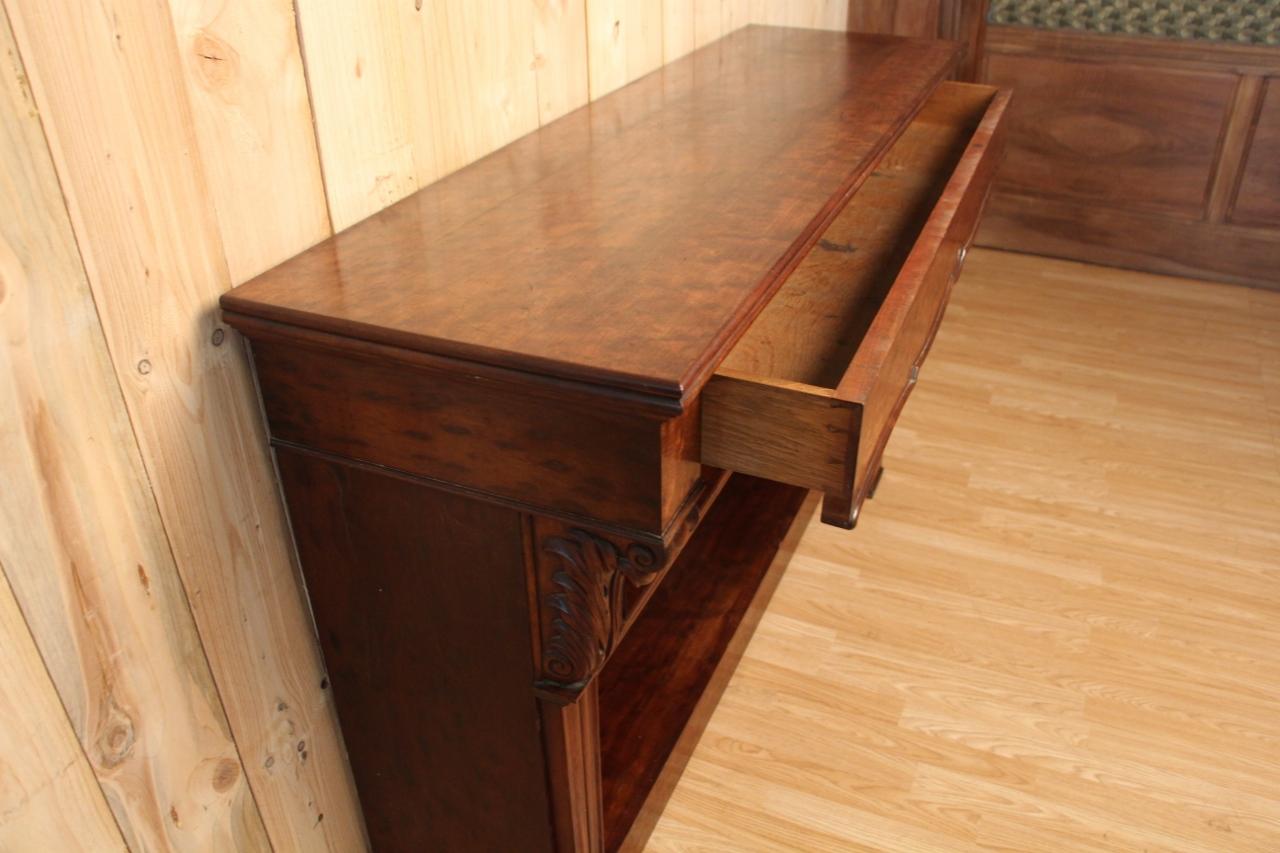 Mid-19th Century Large Console In Dappled Mahogany, XIXth Century For Sale