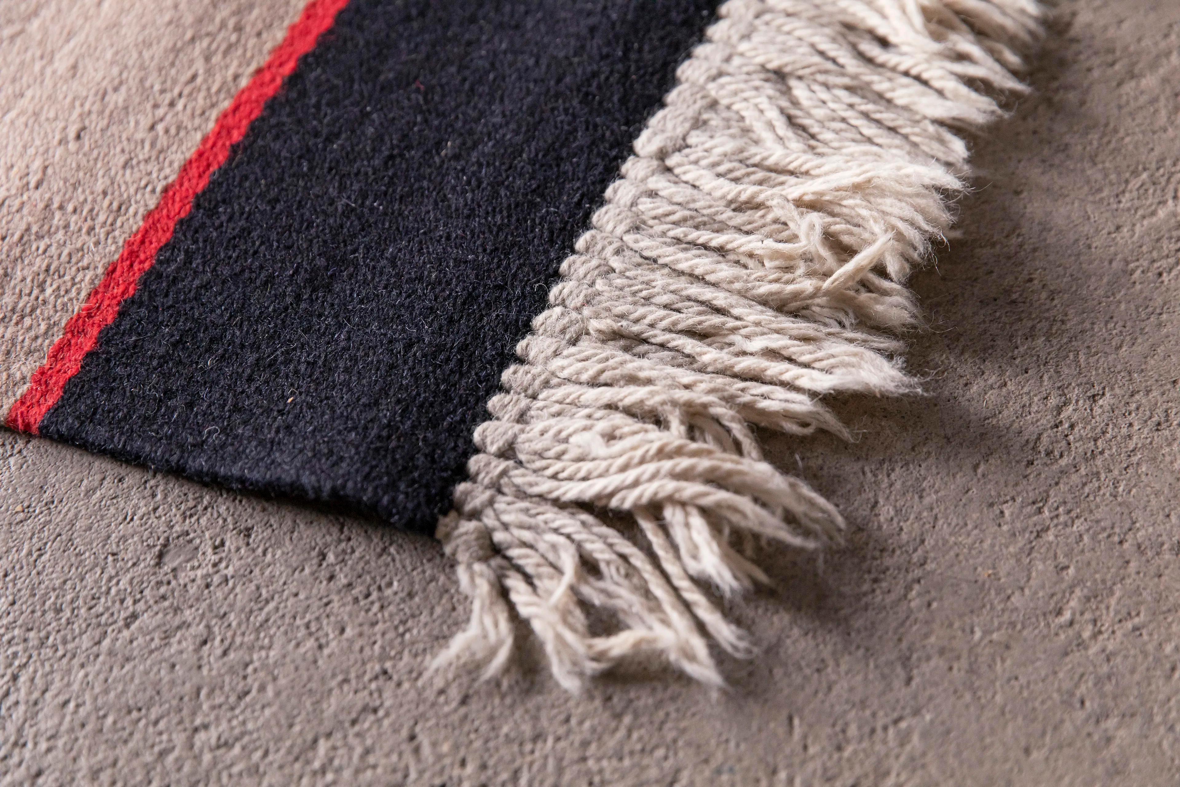 Large Constructivist Wool Rug by Antonín Kybal, Czechoslovak Avant-Garde, 1930s en Bueno estado para la venta en Berlin, DE