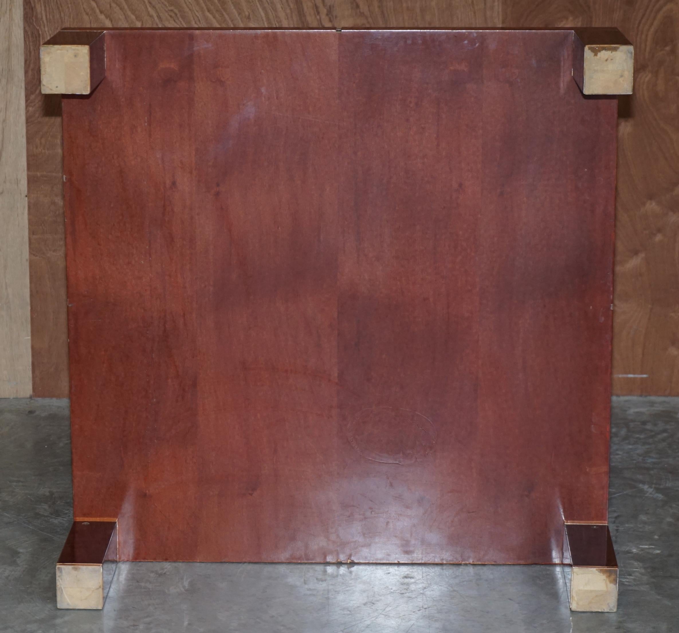 GRAN MESA DE CAFÉ CONTEMPORÁNEA ART MODERN BURR WALNUT, LATÓN INALADO en venta 2