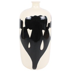 Large Contemporary Black and White Ceramic Vase with Nautical Motifs - Noir