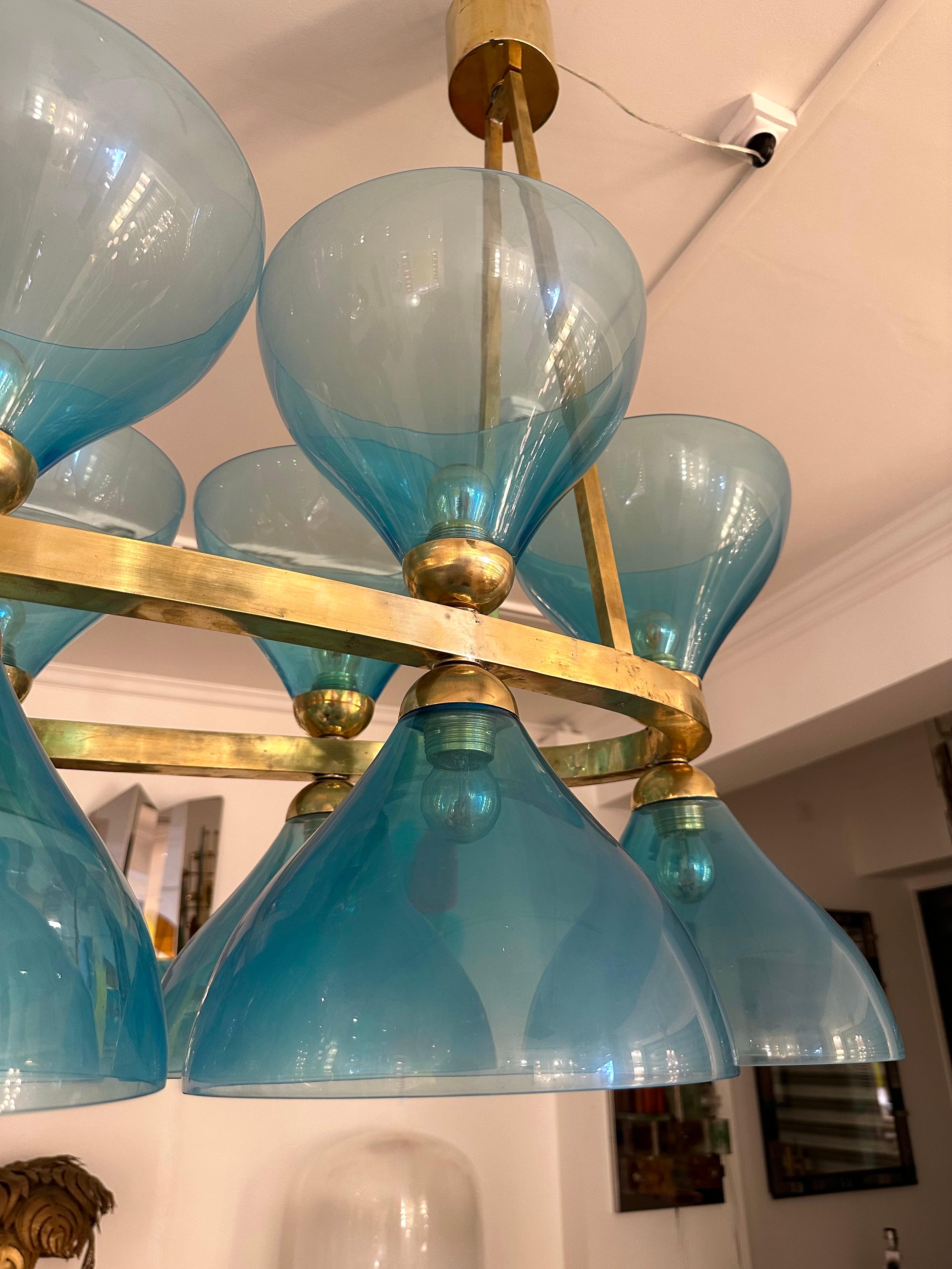 Large Contemporary Brass Chandelier Blue Murano Glass Cup, Italy For Sale 5