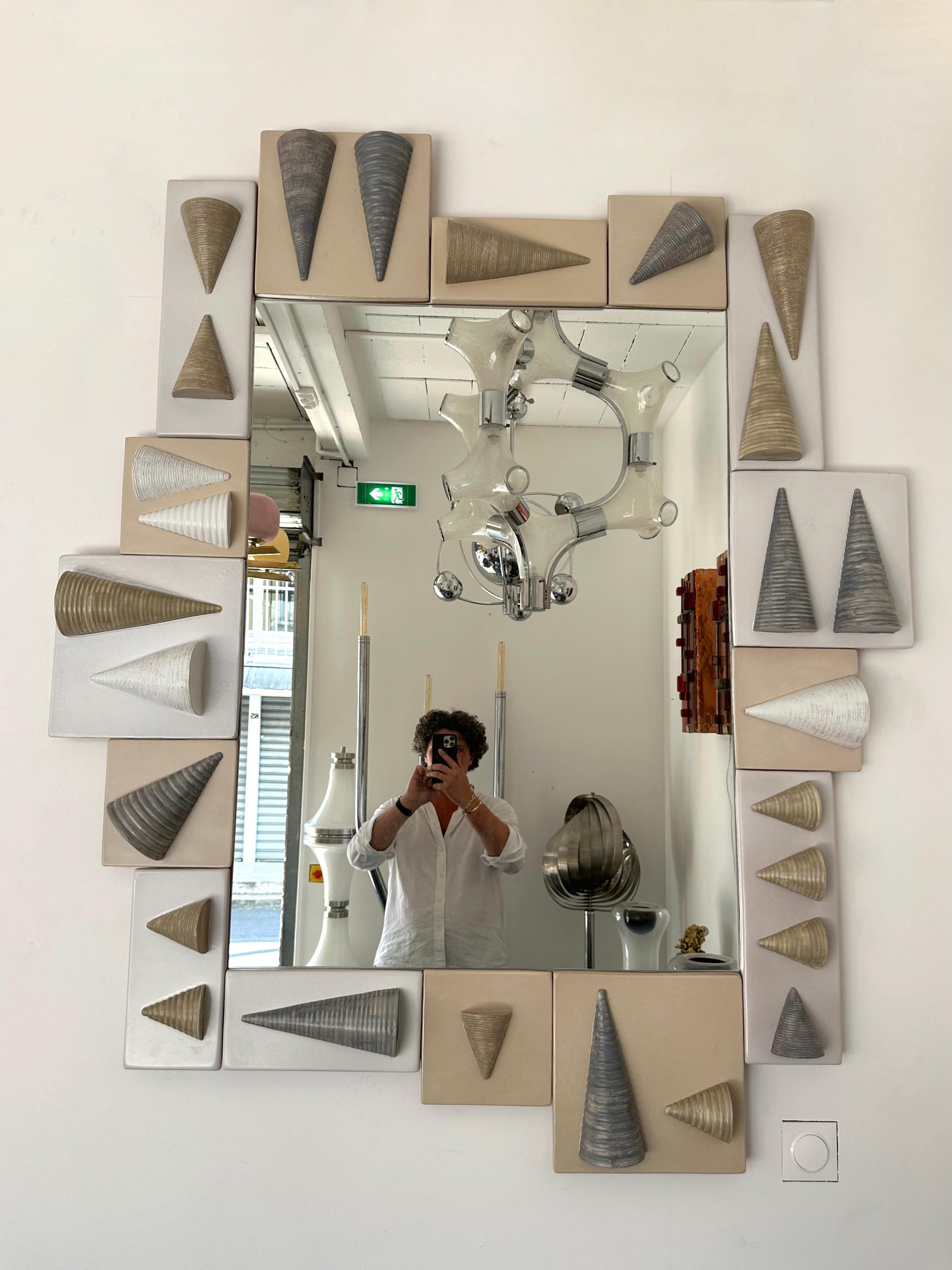 Large Contemporary Cone Ceramic Mirror by Antonio Cagianelli, Italy In New Condition For Sale In SAINT-OUEN, FR