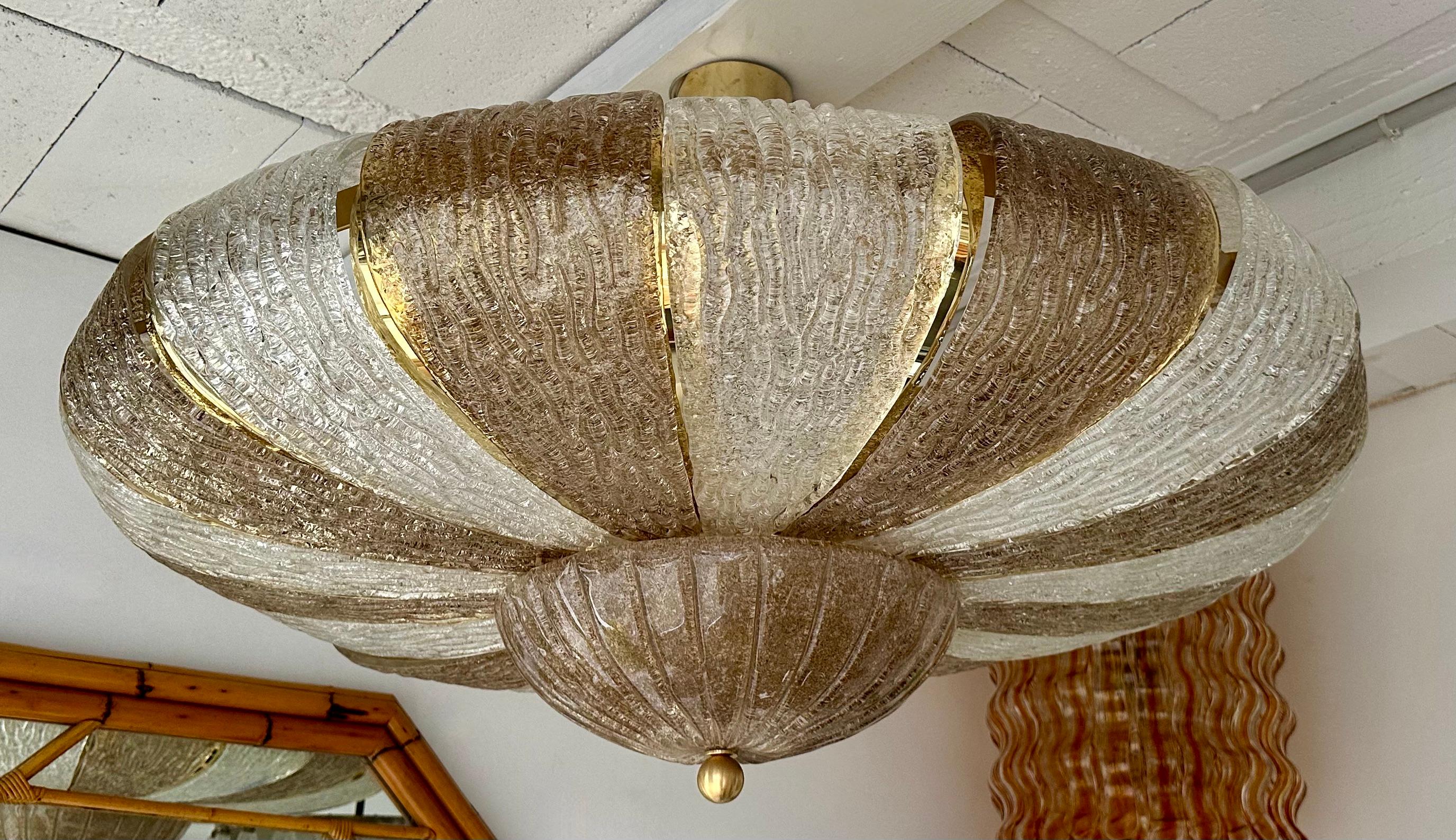 Large Contemporary Crown Chandelier Brass and Murano Glass , Italy For Sale 5