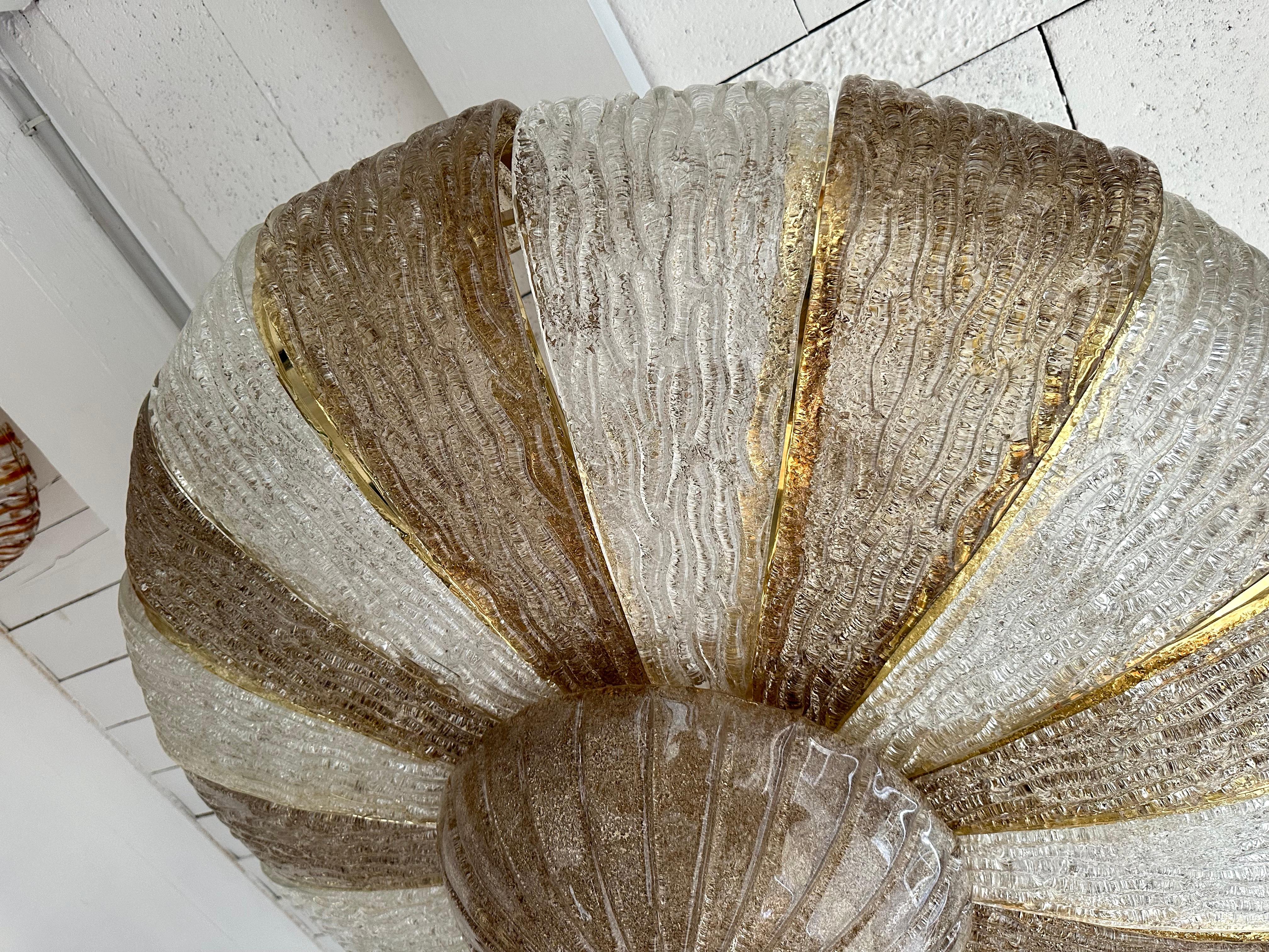 Large Contemporary Crown Chandelier Brass and Murano Glass , Italy For Sale 6