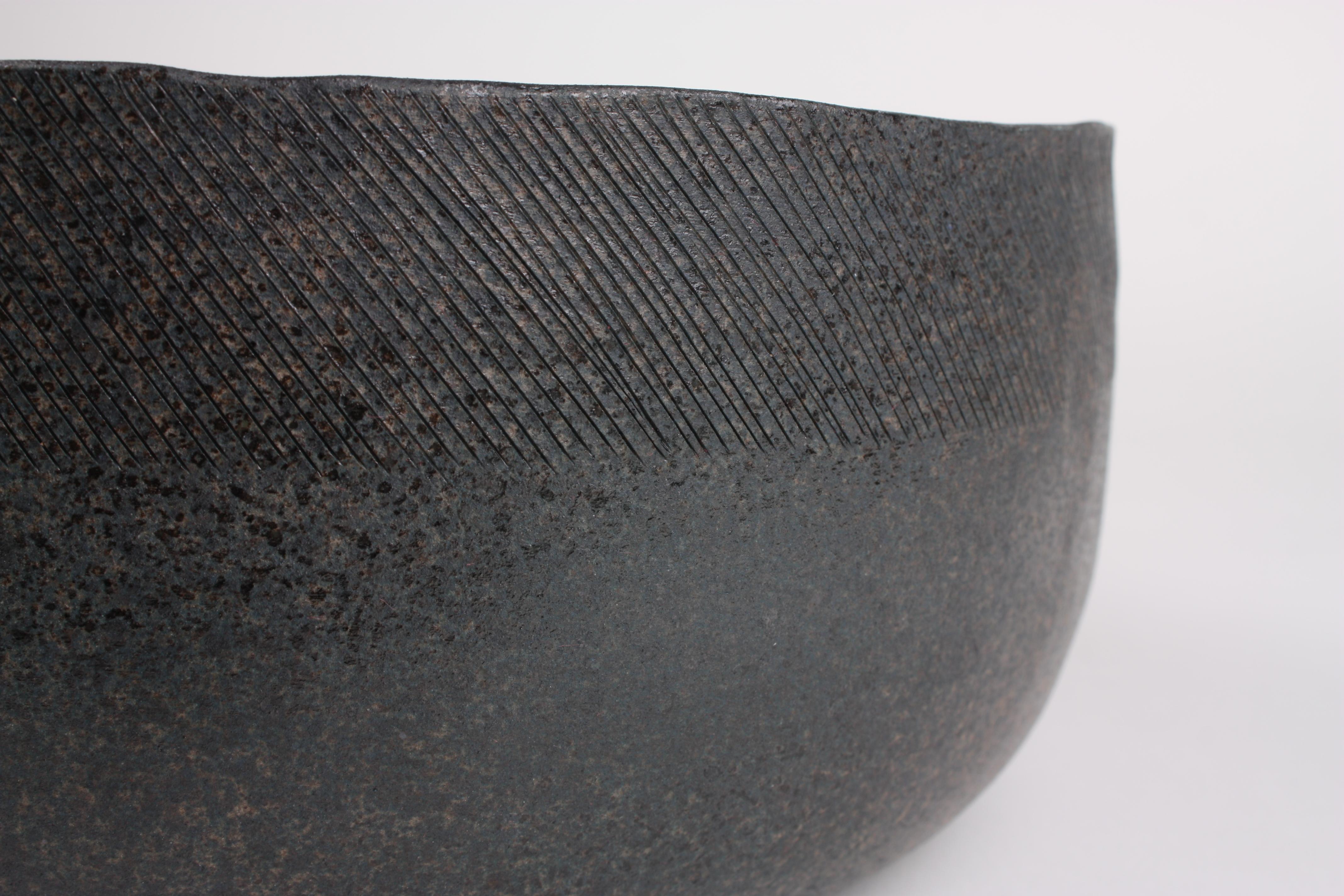Unglazed Large Contemporary Gray Stoneware Bowl, Engraved by Artist Patricia Vieljeux For Sale