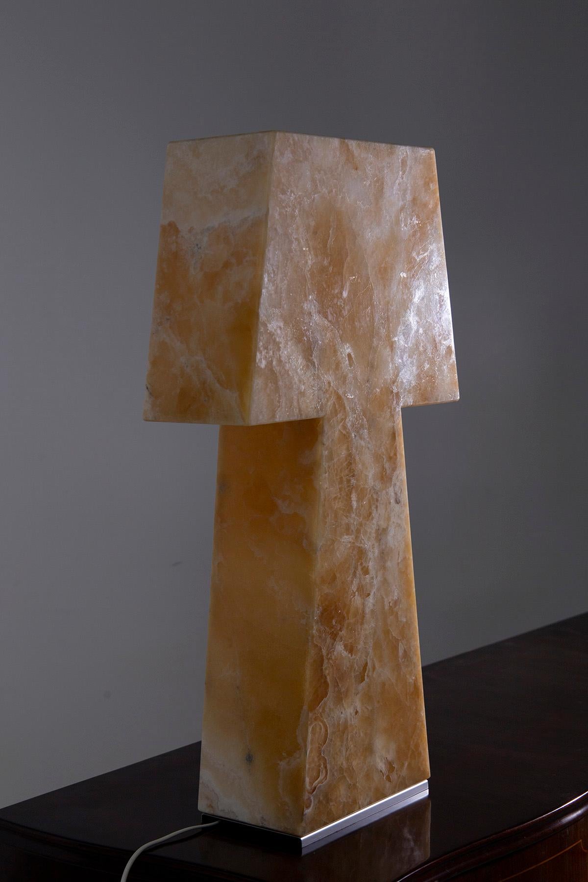 Metal Large contemporary Italian onyx table lamp For Sale