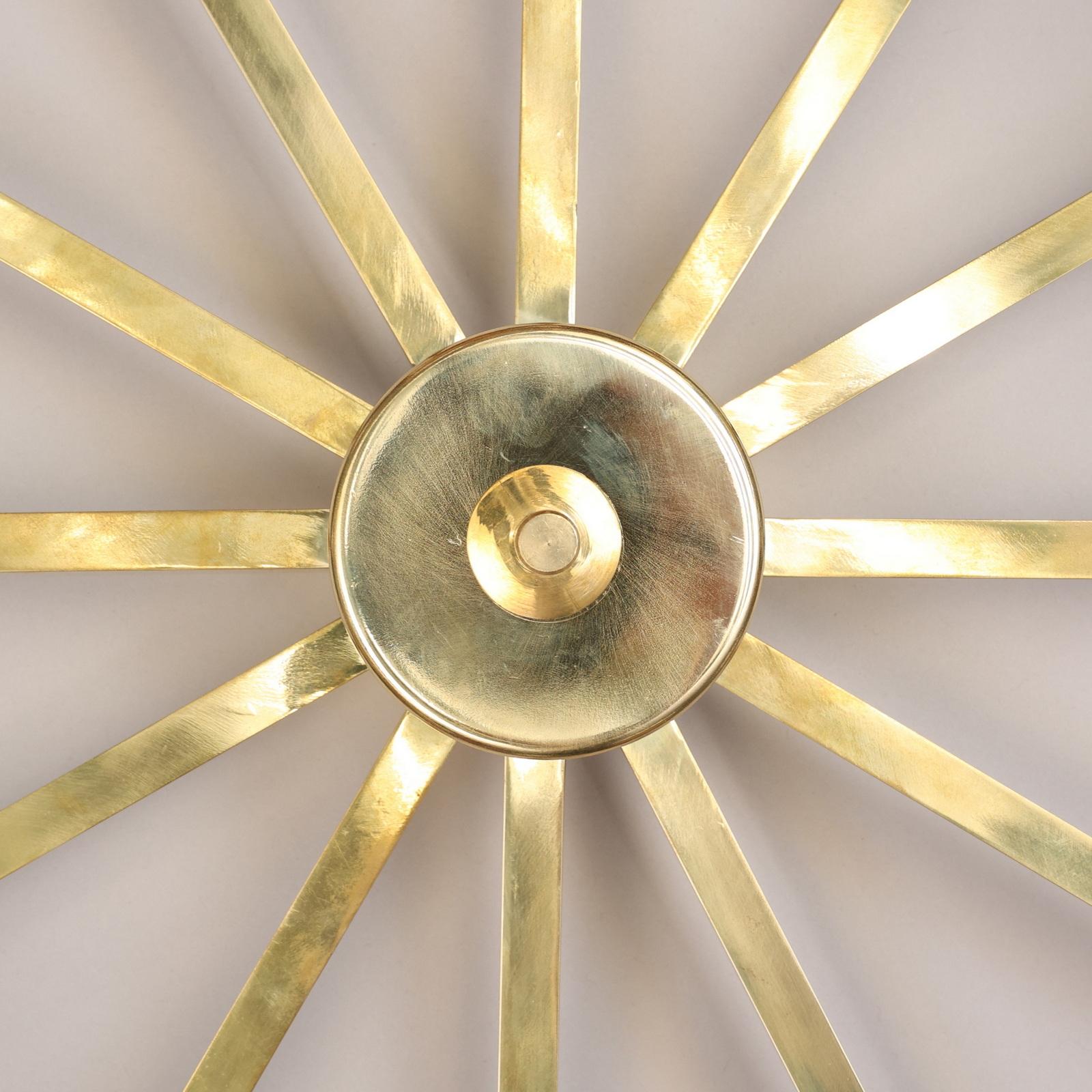 Large Contemporary Italian Chandelier Brass and Glass, 12 Arms For Sale 3