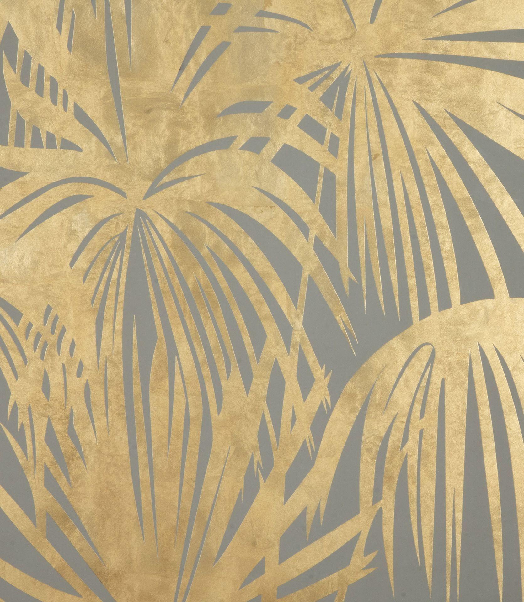 Erstaunlich großer zeitgenössischer italienischer Wandspiegel.
Mid-Century-Stil mit goldenem Blattpalmenmuster.
Perfekt als Spiegel oder Wanddekoration.