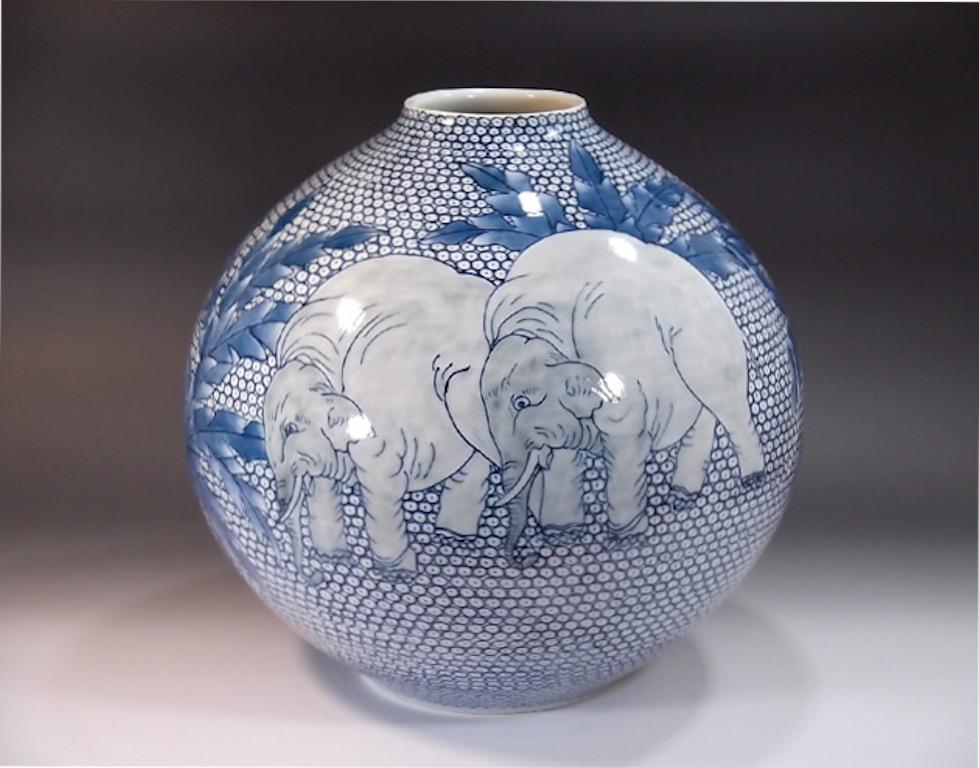 Meiji Large Contemporary Japanese Whit Blue Porcelain Vase by Master Artist, 2 For Sale