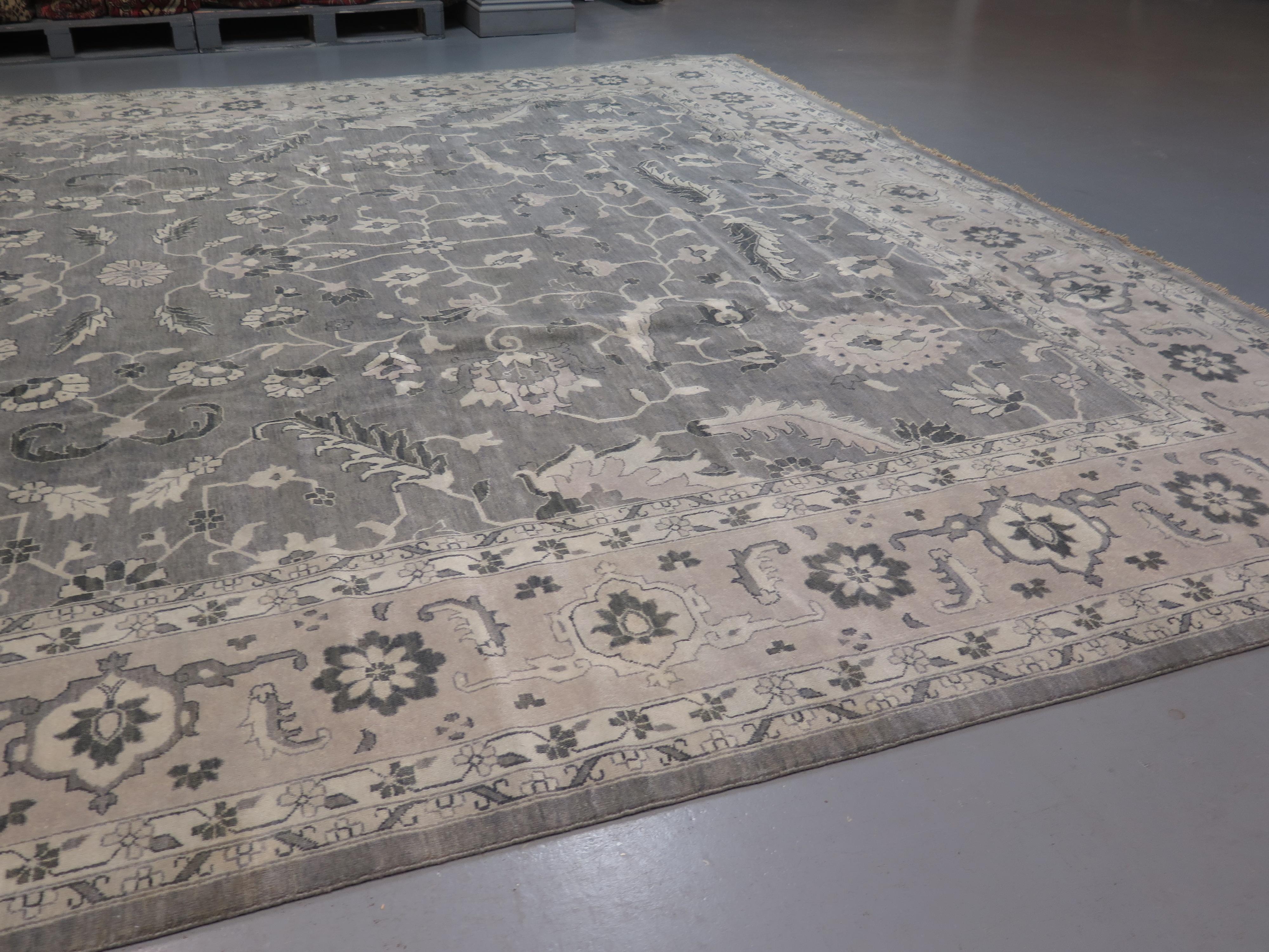 Asiatique Grand tapis minimaliste Contemporary Serapi-Heriz en vente