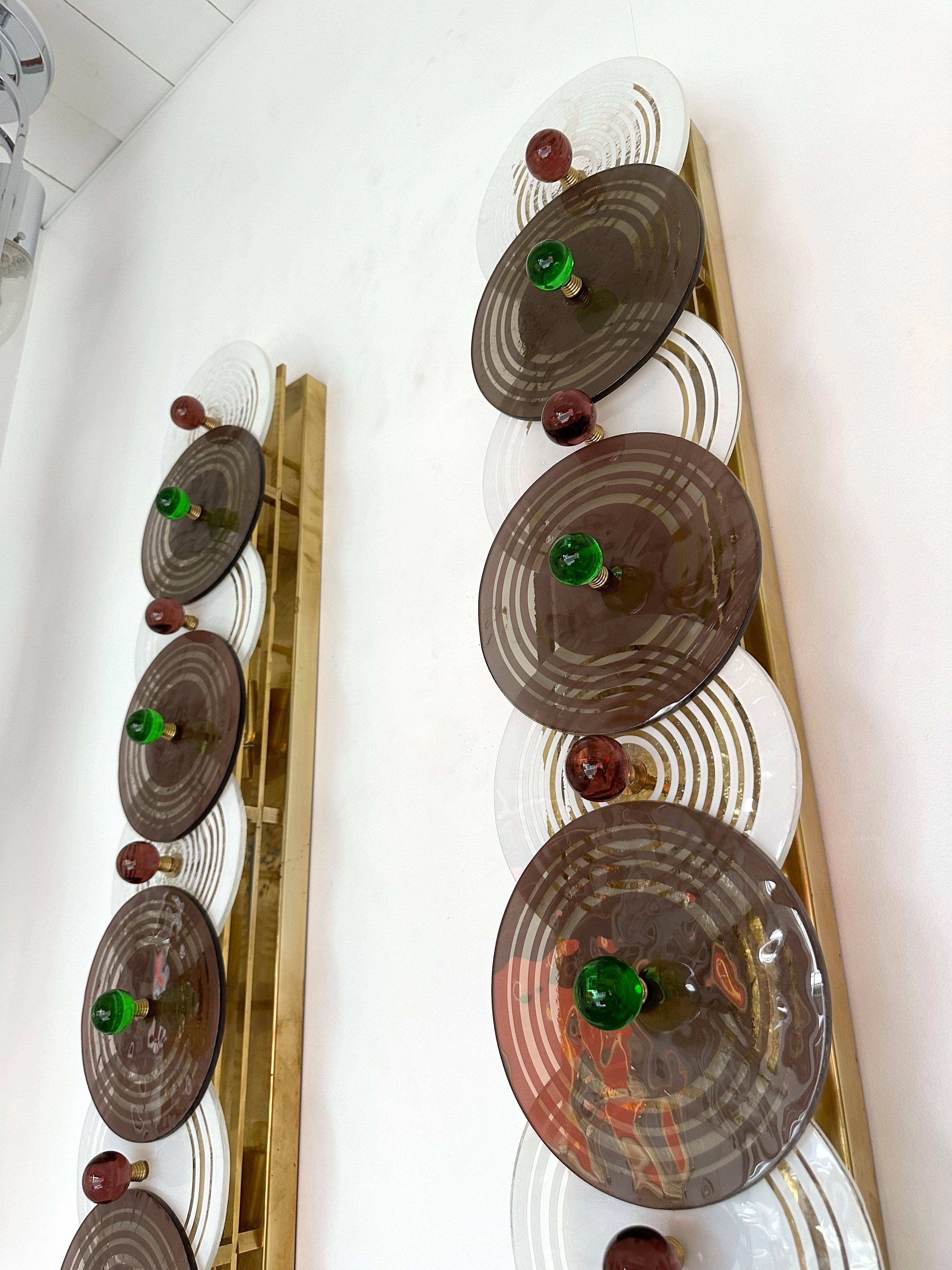 Large Contemporary Pair of Brass and Circle Disc Murano Glass Sconces, Italy For Sale 3