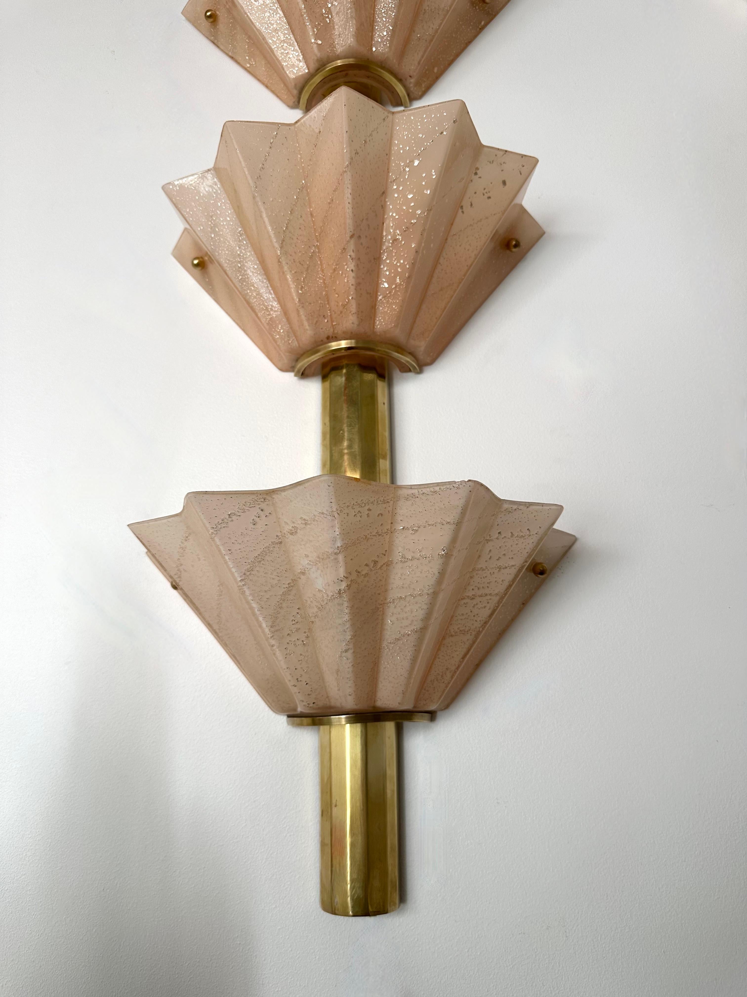 Large Contemporary Pair of Brass and Pink Gold Leaf Murano Glass Sconces, Italy For Sale 5