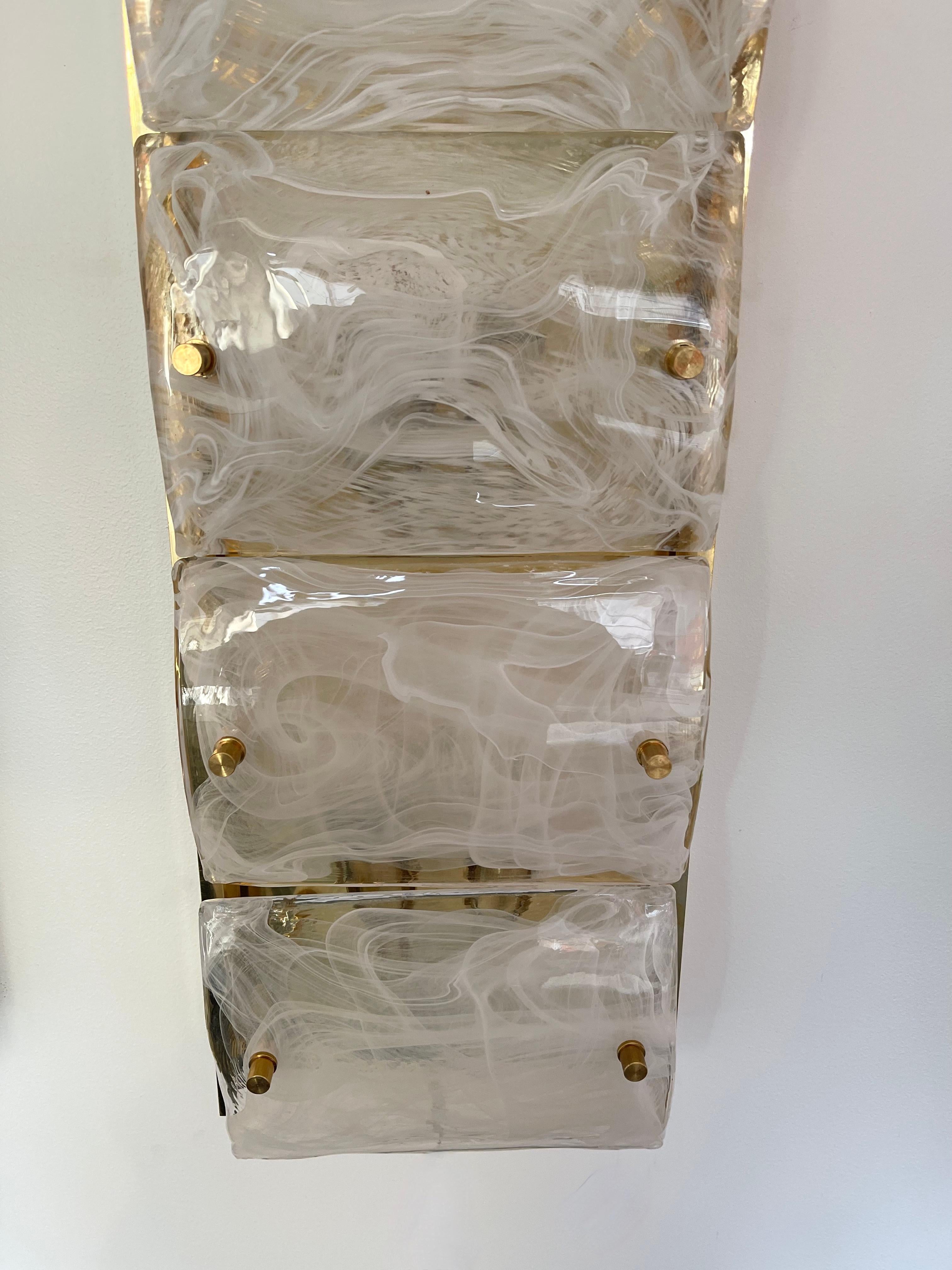 Large Contemporary Pair of Brass and White Penerello Murano Glass Sconces, Italy For Sale 5
