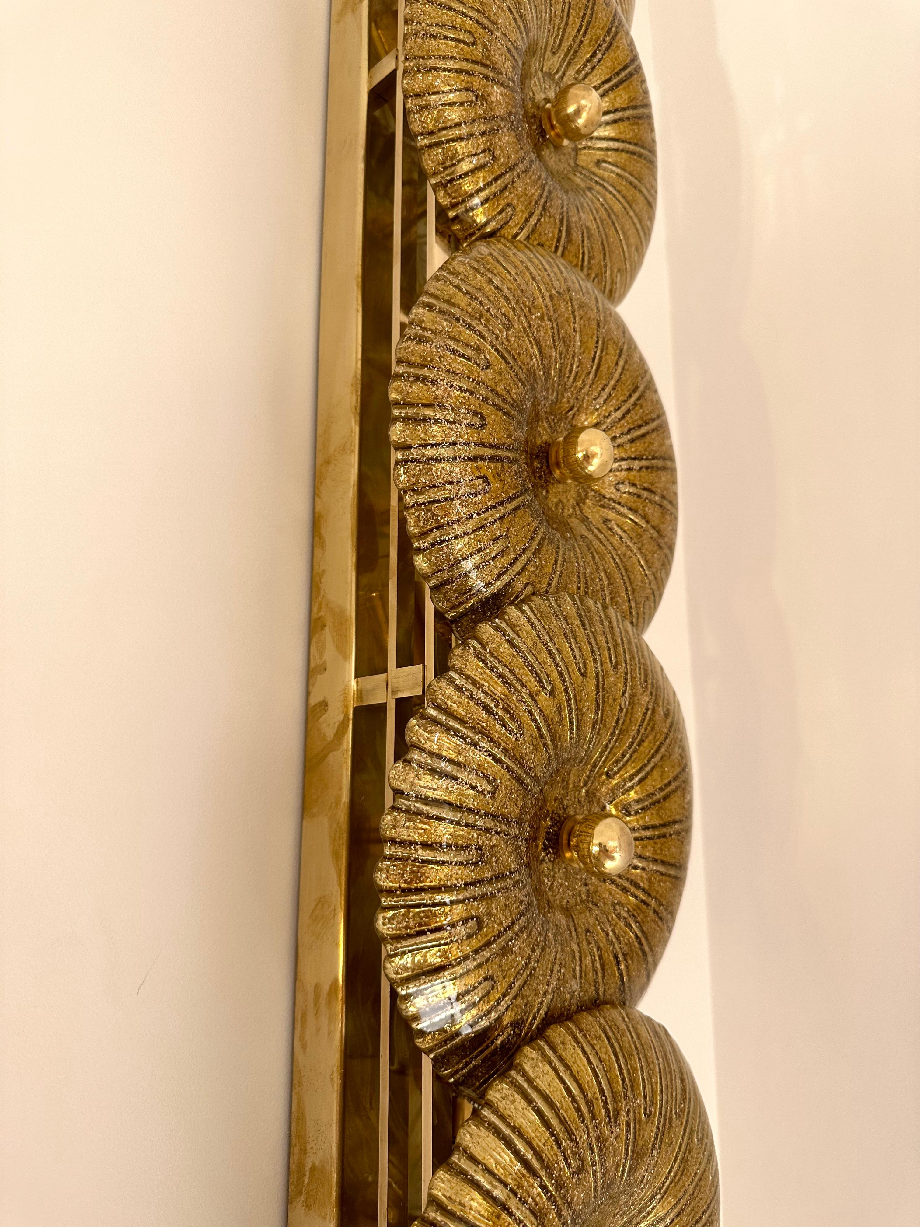 Large Contemporary Pair of Brass Gold Leaf Murano Glass Sconces, Italy For Sale 7