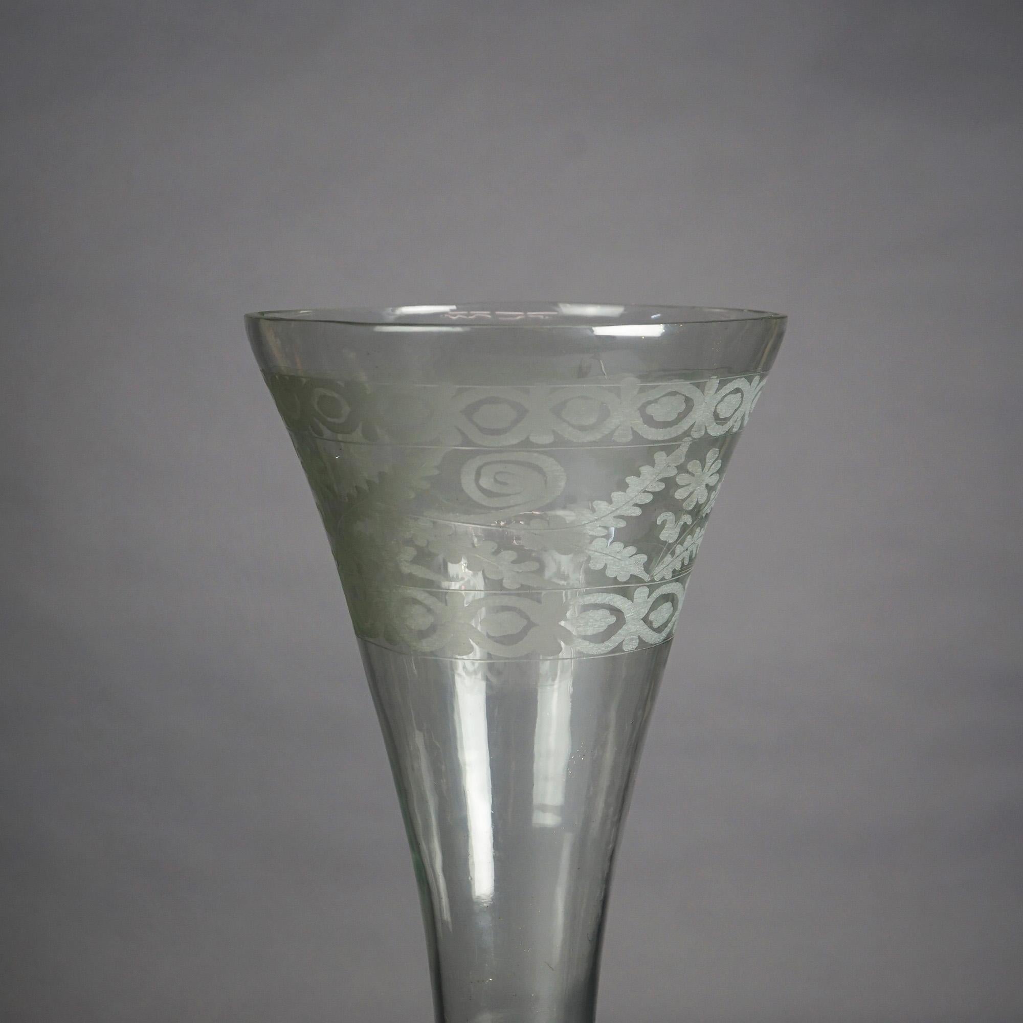 Grand vase à fleurs cannelé en verre au mercure argenté contemporain 20e siècle en vente 2