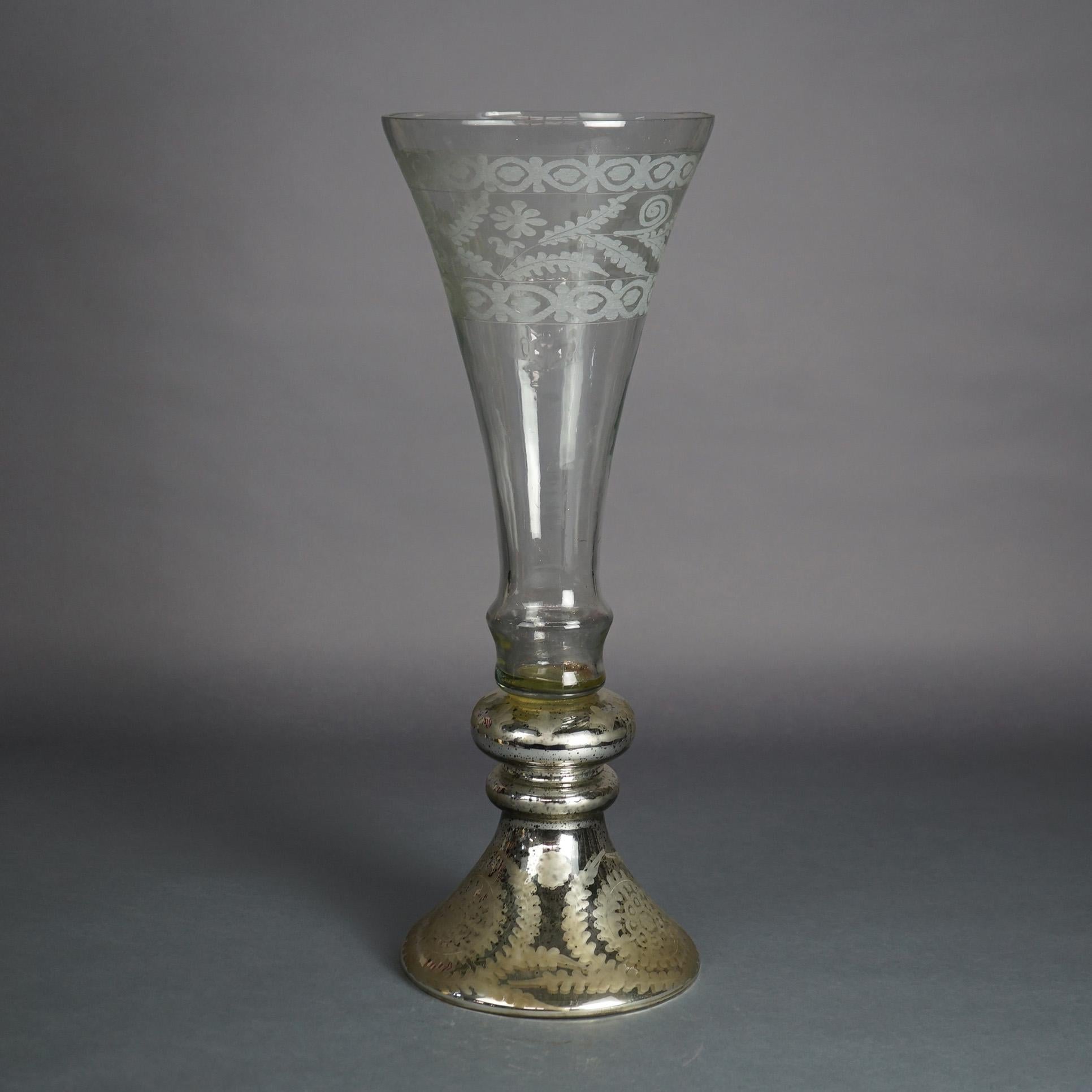 Grand vase à fleurs cannelé en verre au mercure argenté contemporain 20e siècle en vente 3
