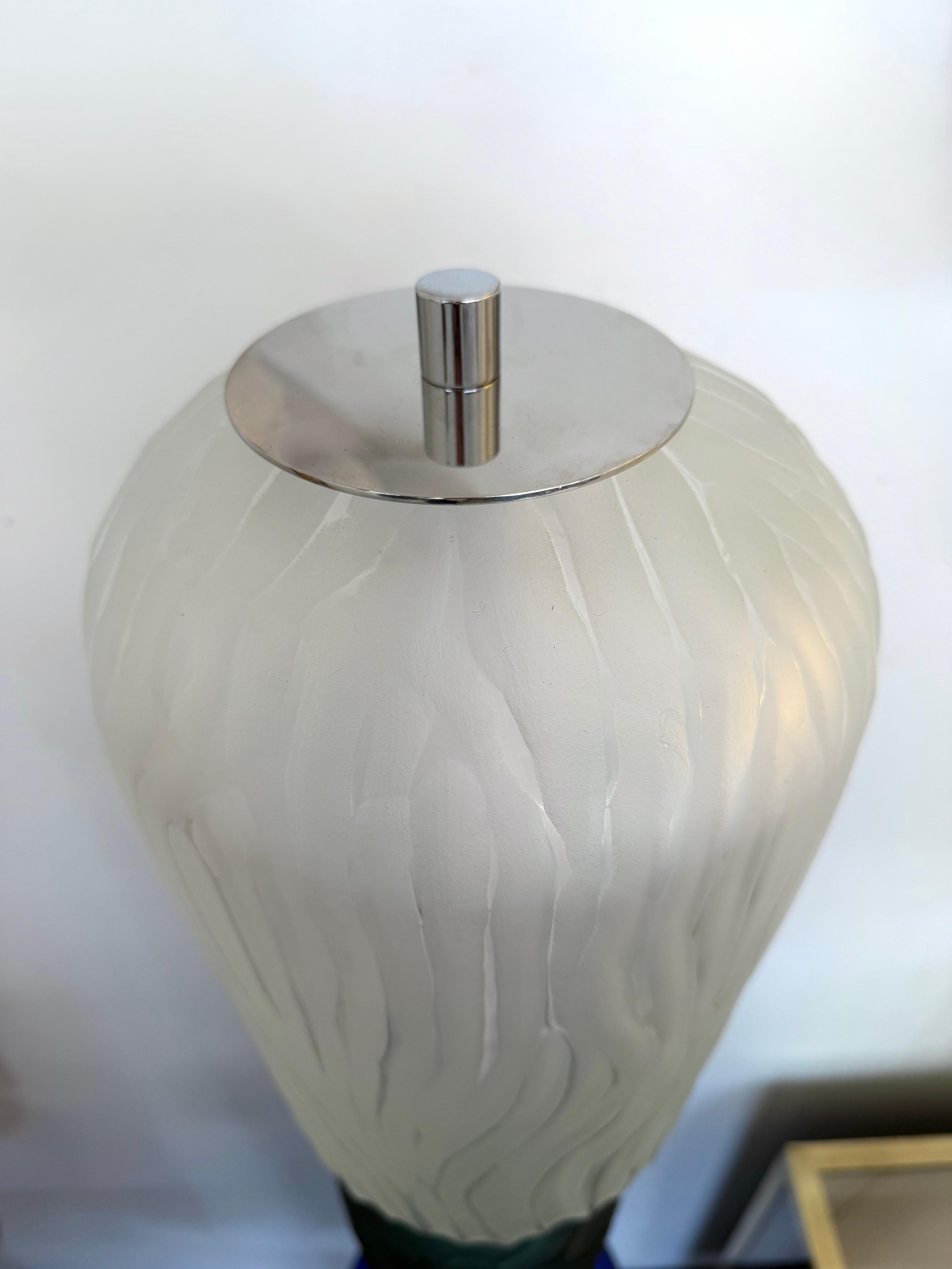 Große zeitgenössische Totem-Stehlampe aus Murano-Glas von Studio AD, Italien (21. Jahrhundert und zeitgenössisch) im Angebot