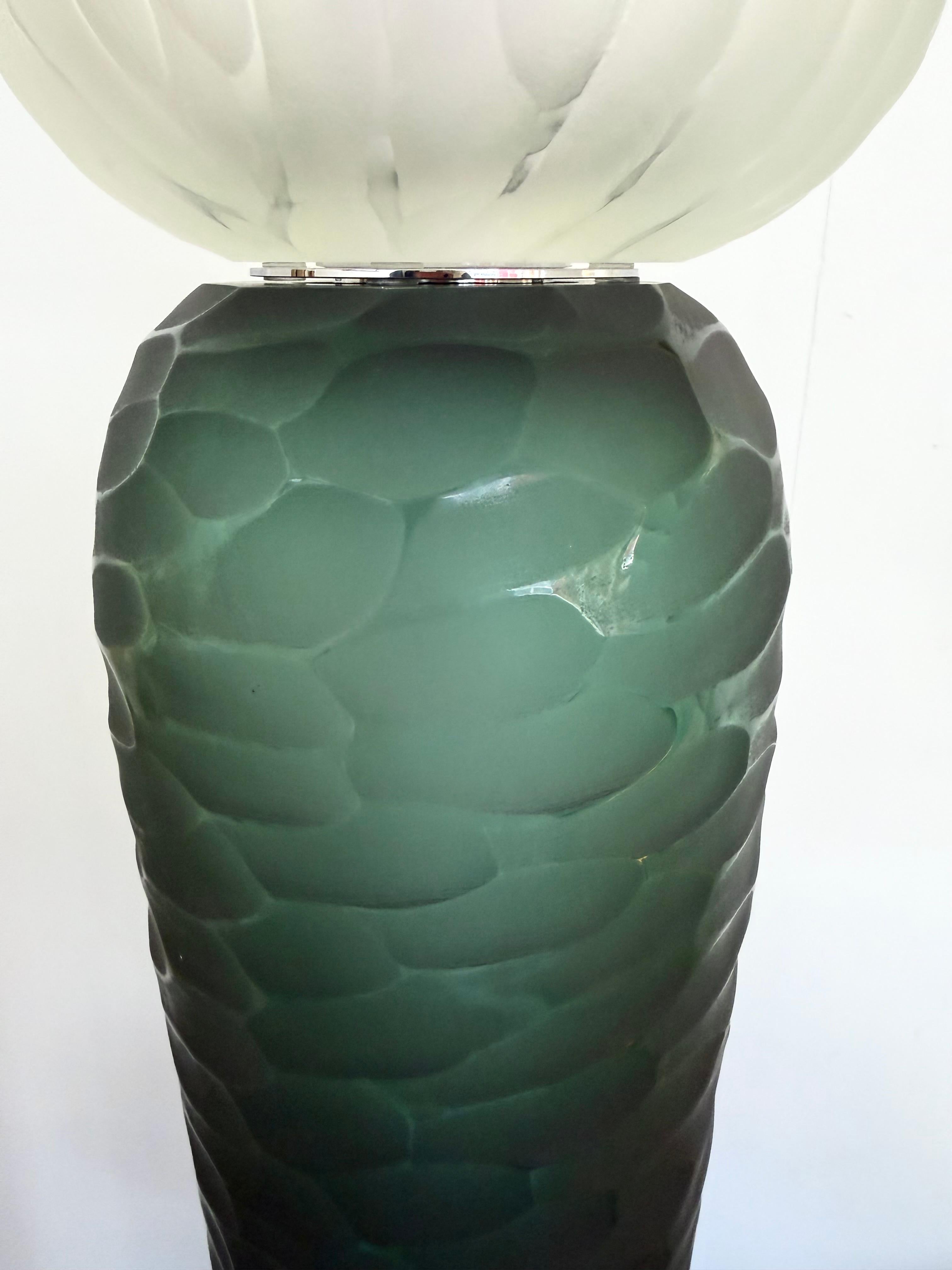 Große zeitgenössische Totem-Stehlampe aus Murano-Glas von Studio AD, Italien (Messing) im Angebot