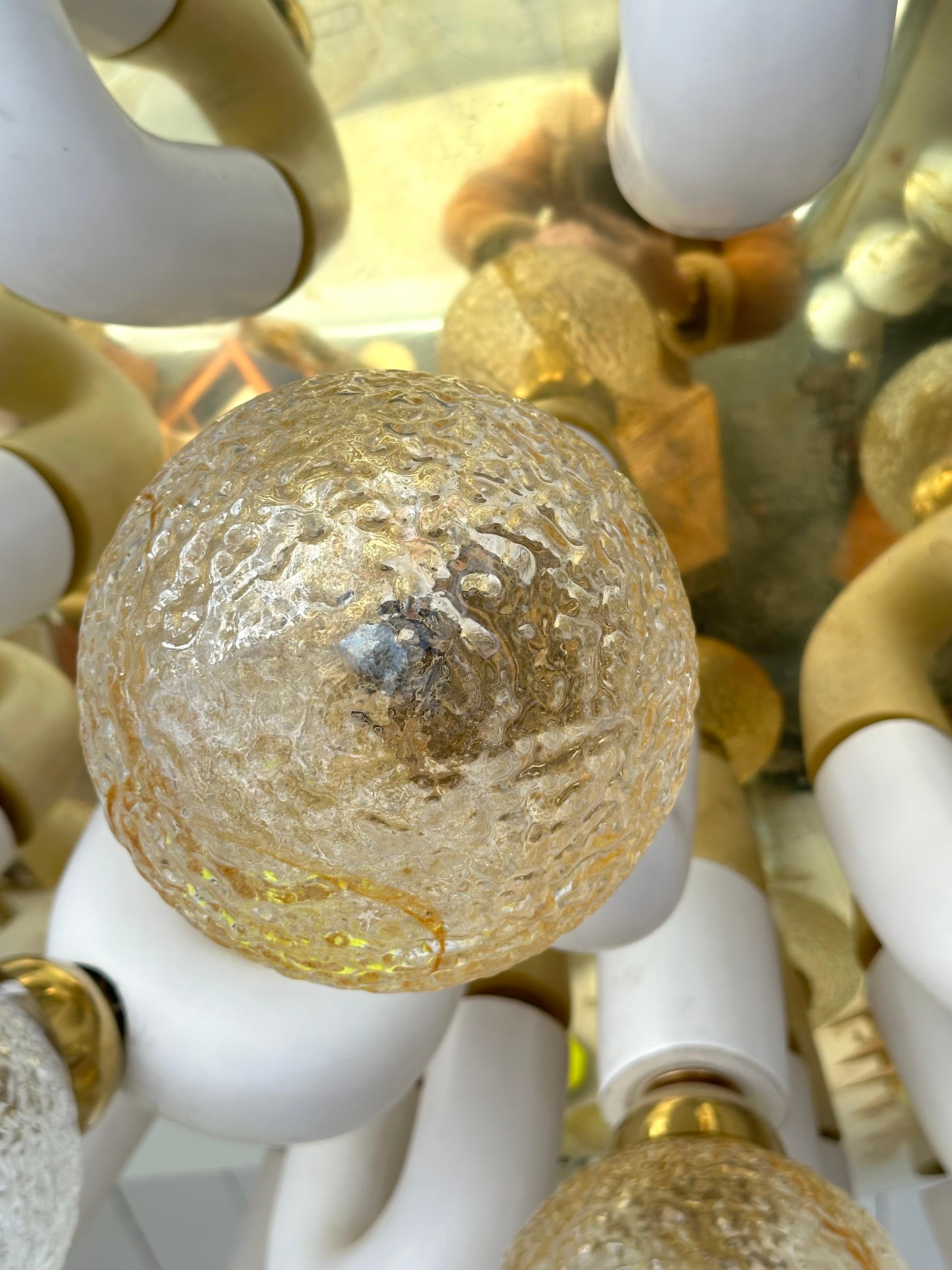 Large Contemporary U Ceramic Chandelier Brass and Murano Glass , Italy For Sale 9