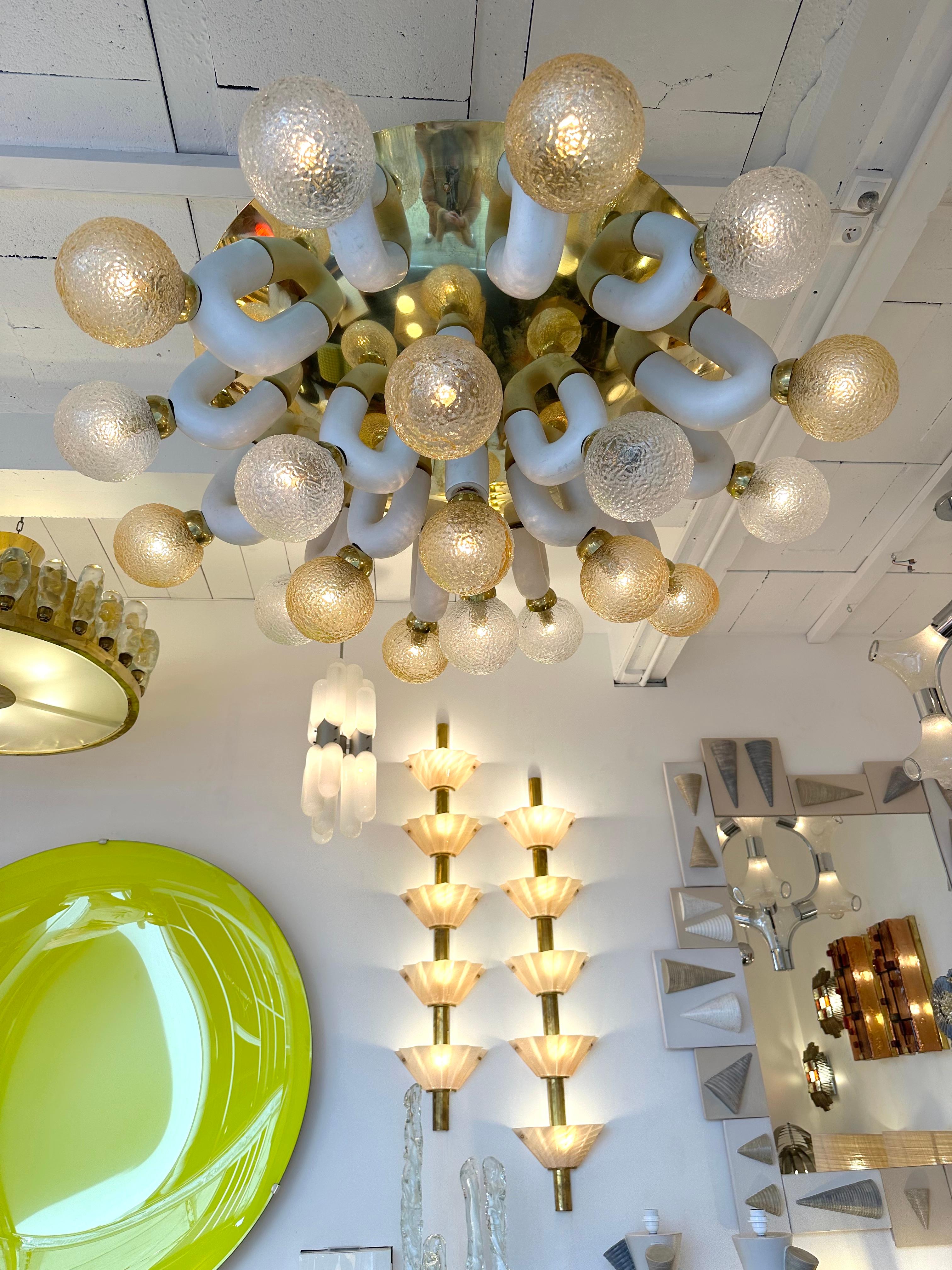 Mid-Century Modern Large Contemporary U Ceramic Chandelier Brass and Murano Glass , Italy For Sale