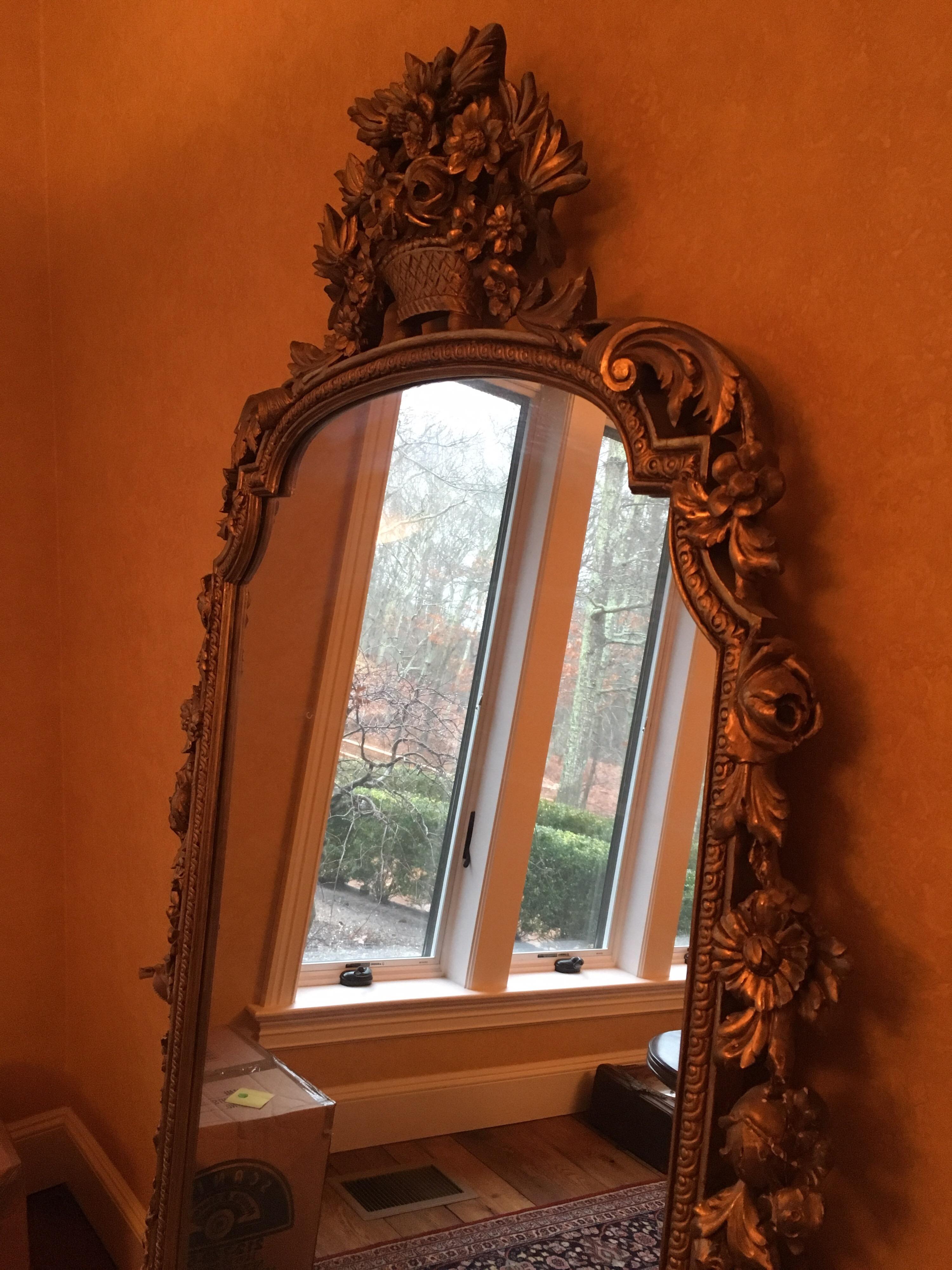 Large Continental Gilt Parlor Mirror, 20th Century For Sale 1