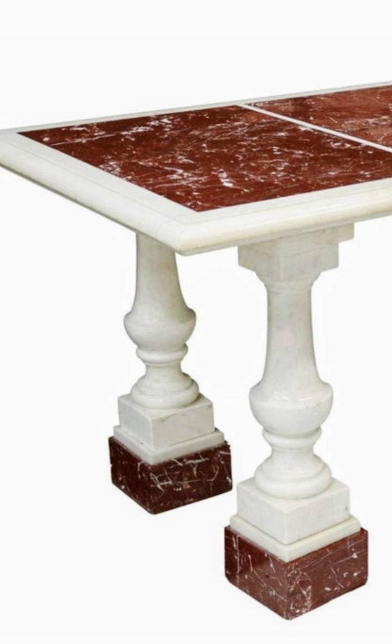 Néo-classique Ancienne table italienne néoclassique romaine de Carrare Rosso en marbre massif en vente