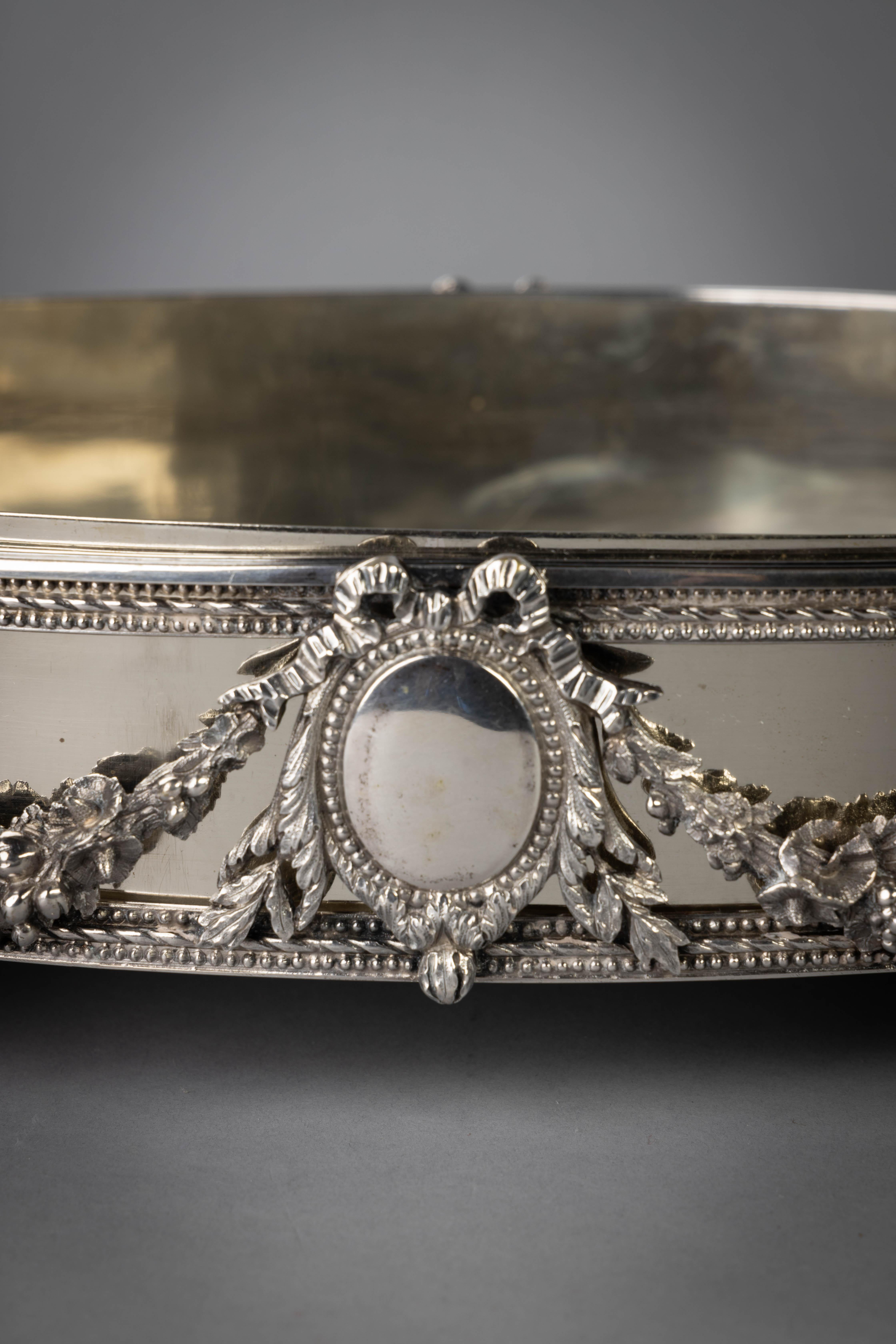 Large Continental Silver Footed Centerpiece, circa 1880 In Good Condition For Sale In New York, NY
