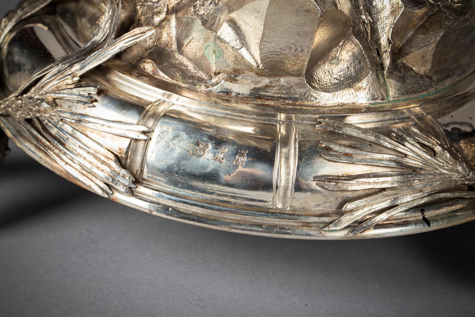 Grande tacchino d'argento continentale, circa 1875 in vendita 2