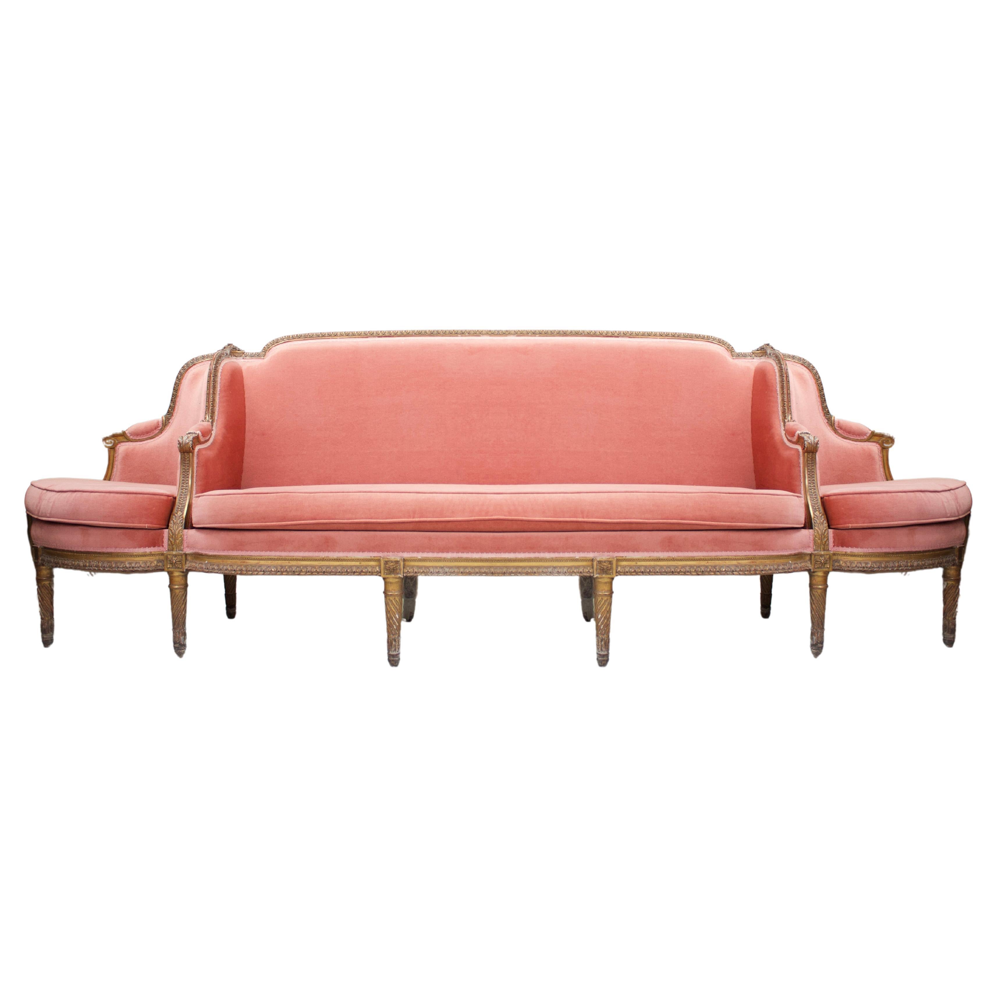 Large Conversation Settee - Canapé à confident - Sofa For Sale