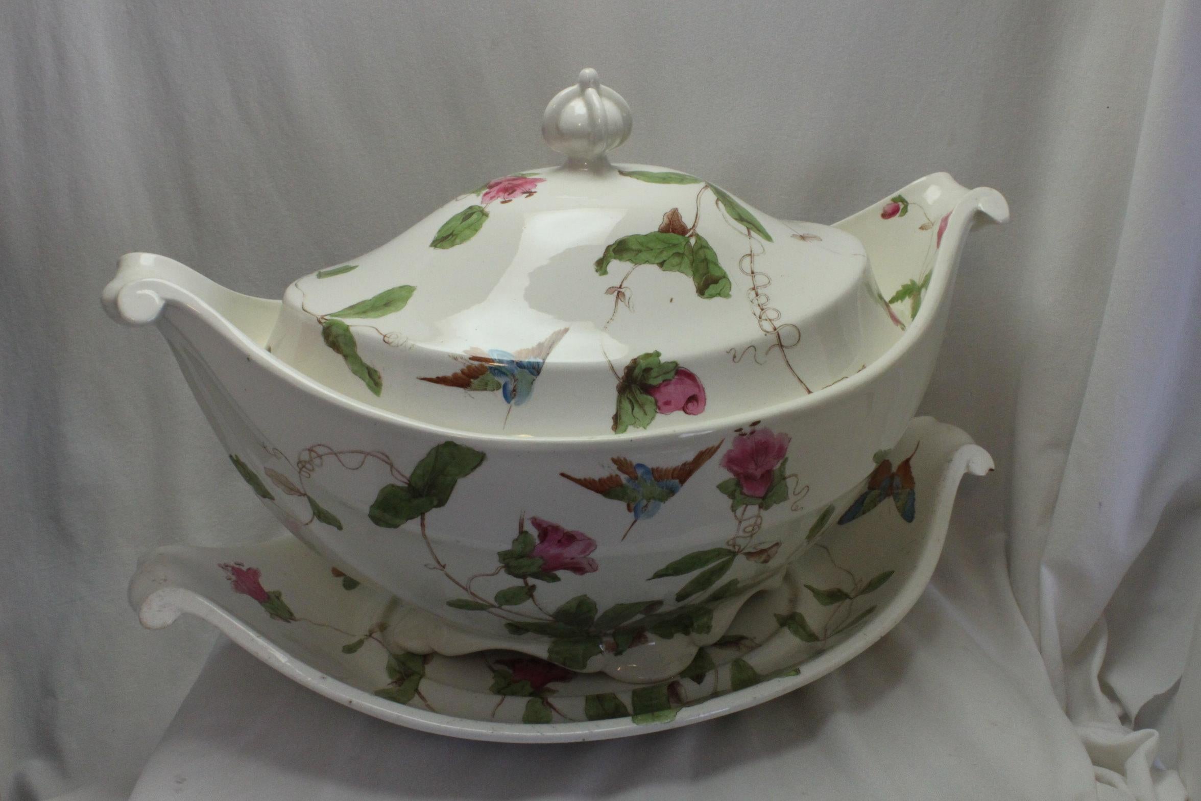 Late 19th Century Large Copeland Hand Coloured Lidded Tureen on Stand For Sale