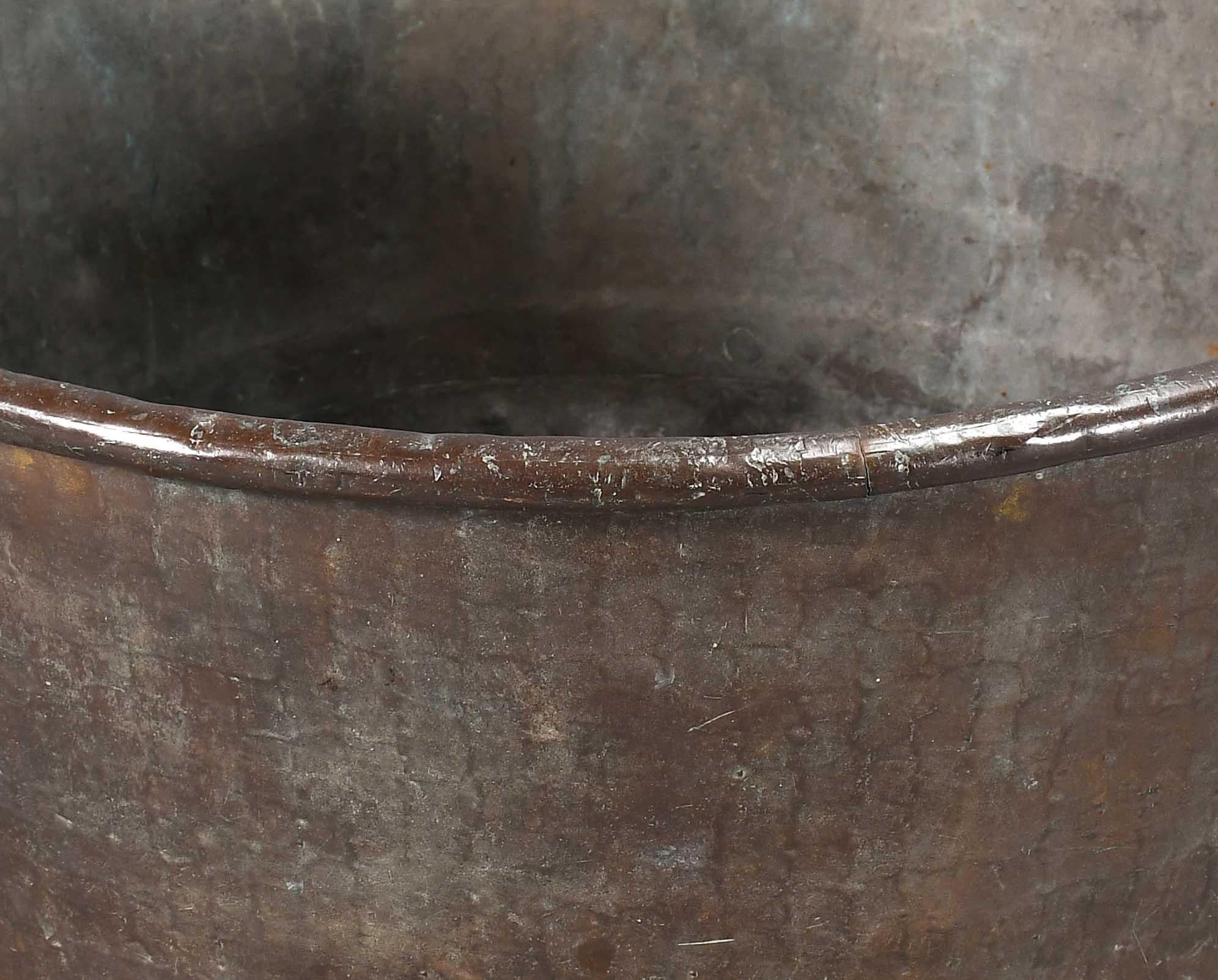 Grande calderone in rame e ottone In condizioni buone in vendita a Harrodsburg, KY