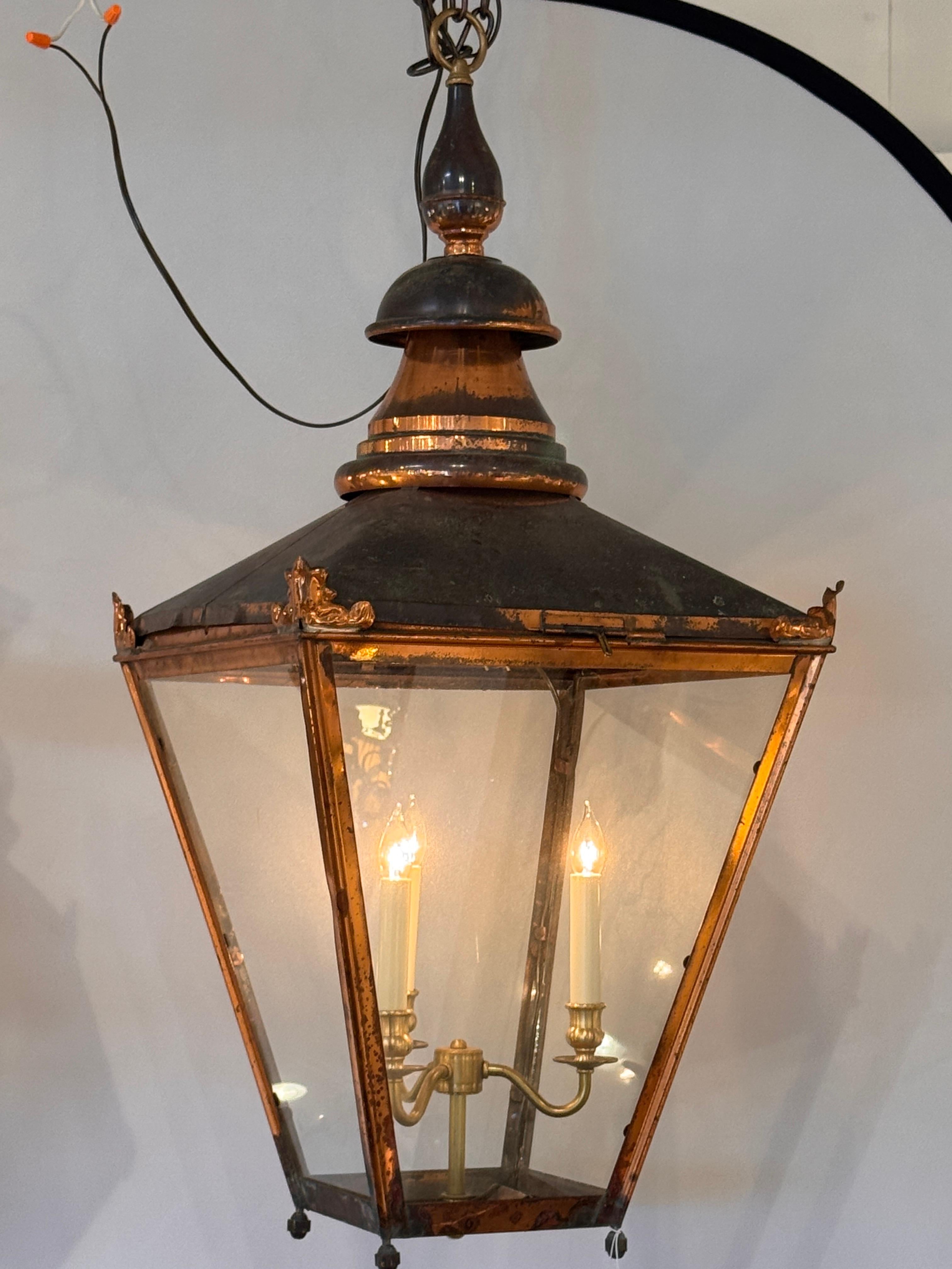 Large Copper Lantern With Aged Patina and Brass Interior In Good Condition For Sale In Charlottesville, VA