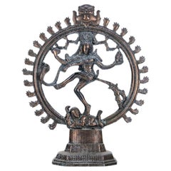 Grande sculpture de Shiva Nataraja en aluminium patiné cuivre