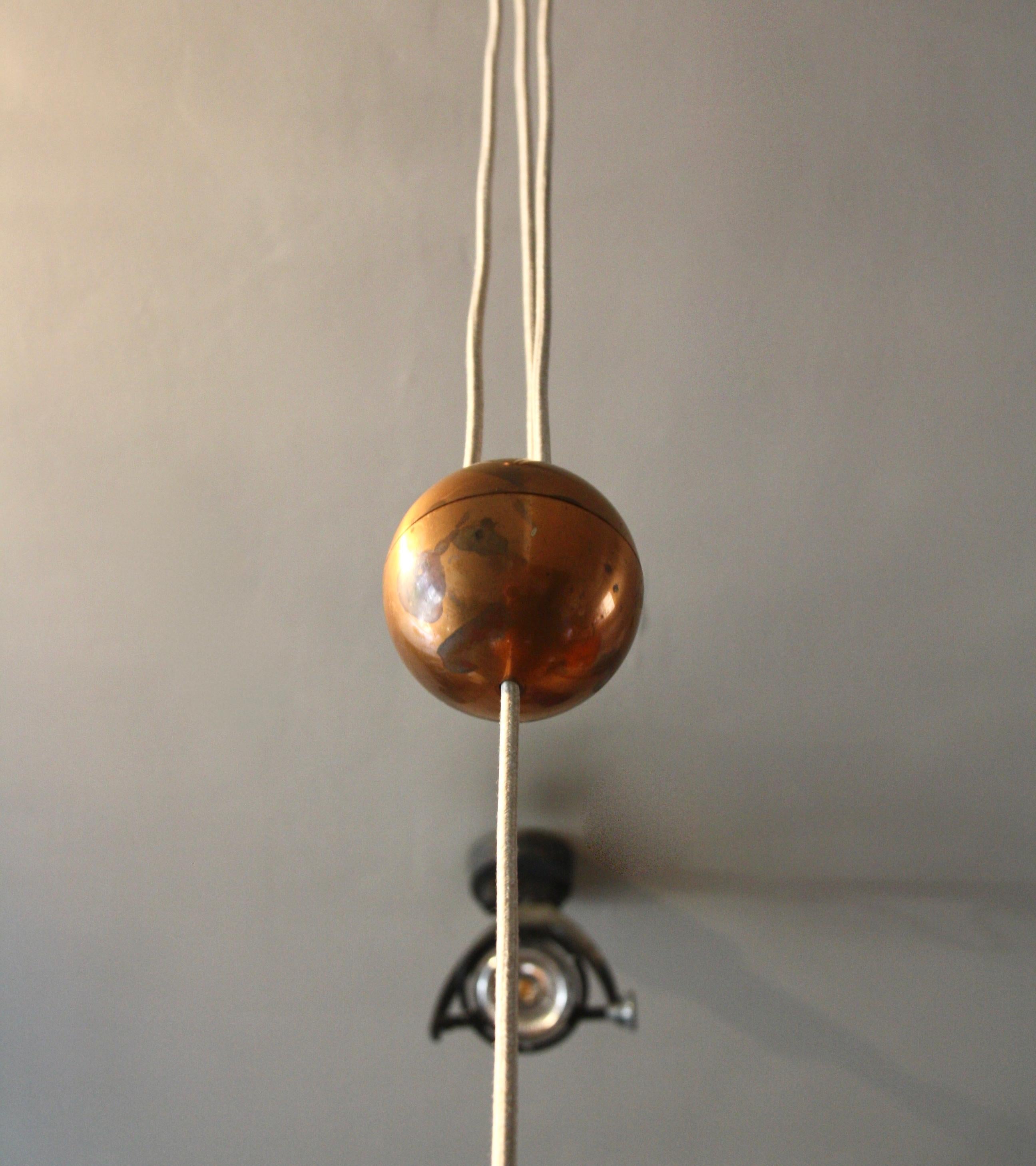 Large Copper ‘Rise & Fall’ Pendant Light Germany, circa 1960 In Excellent Condition In London, GB